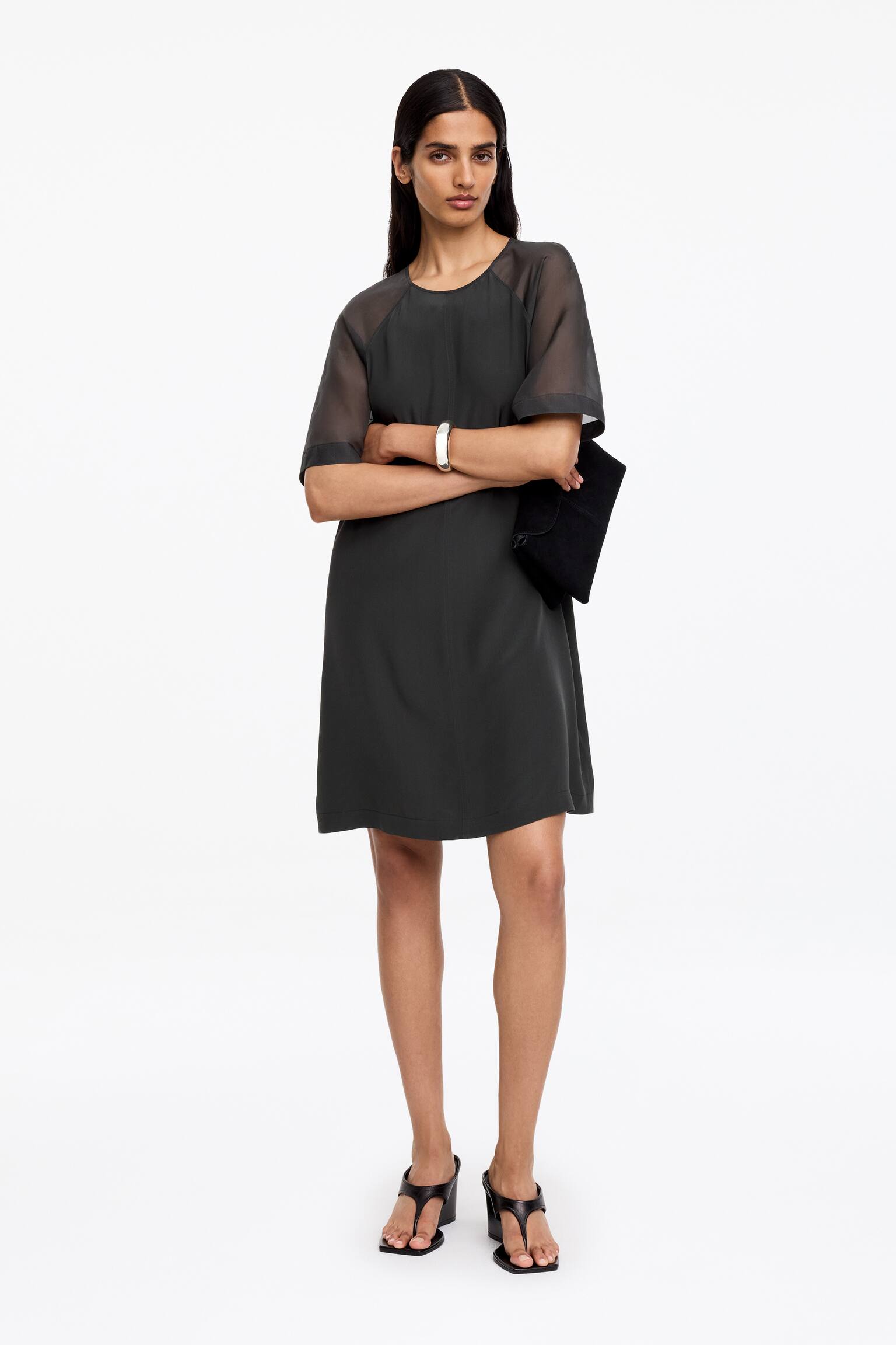 T-Shirt-Kleid aus Seide-Dunkelgrau - 1