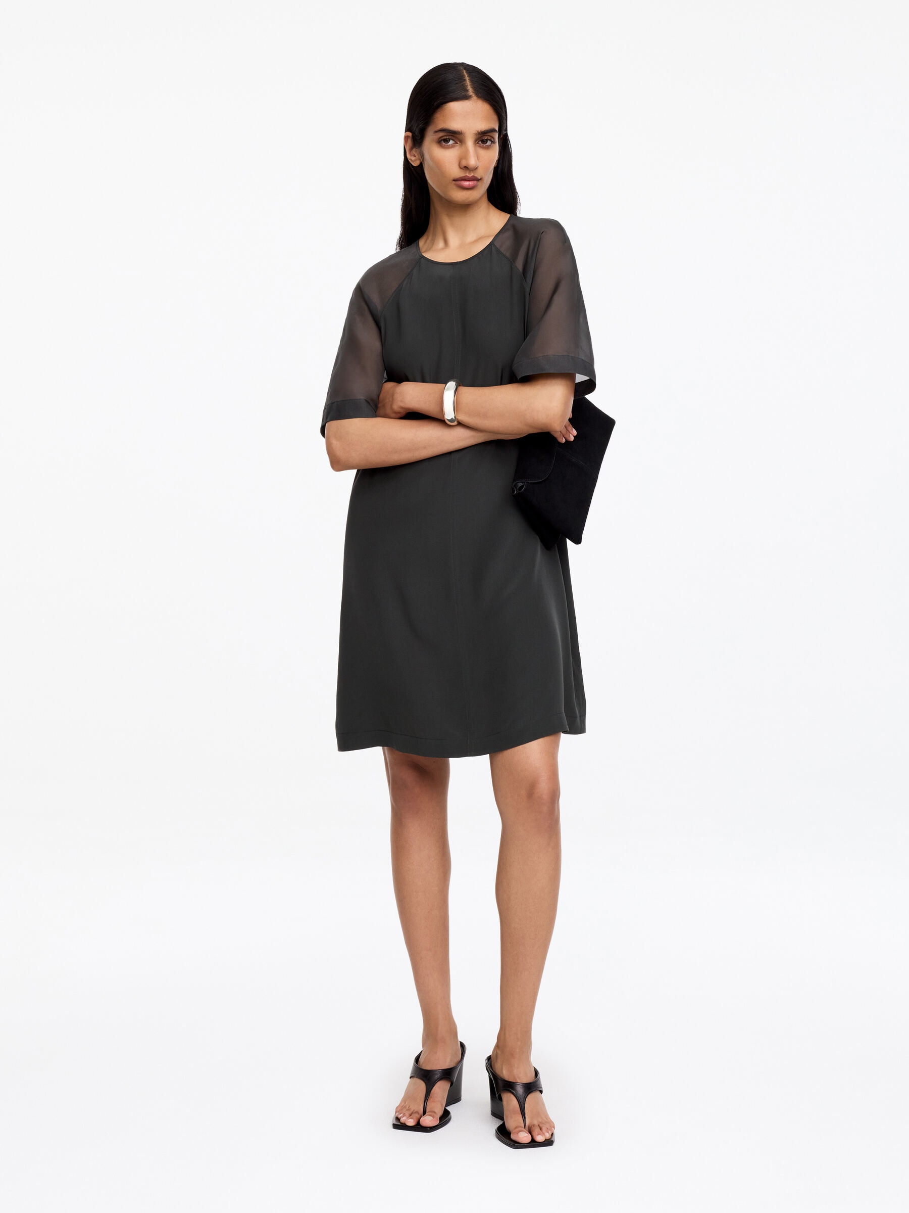 T-Shirt-Kleid aus Seide-#393C3D-19392