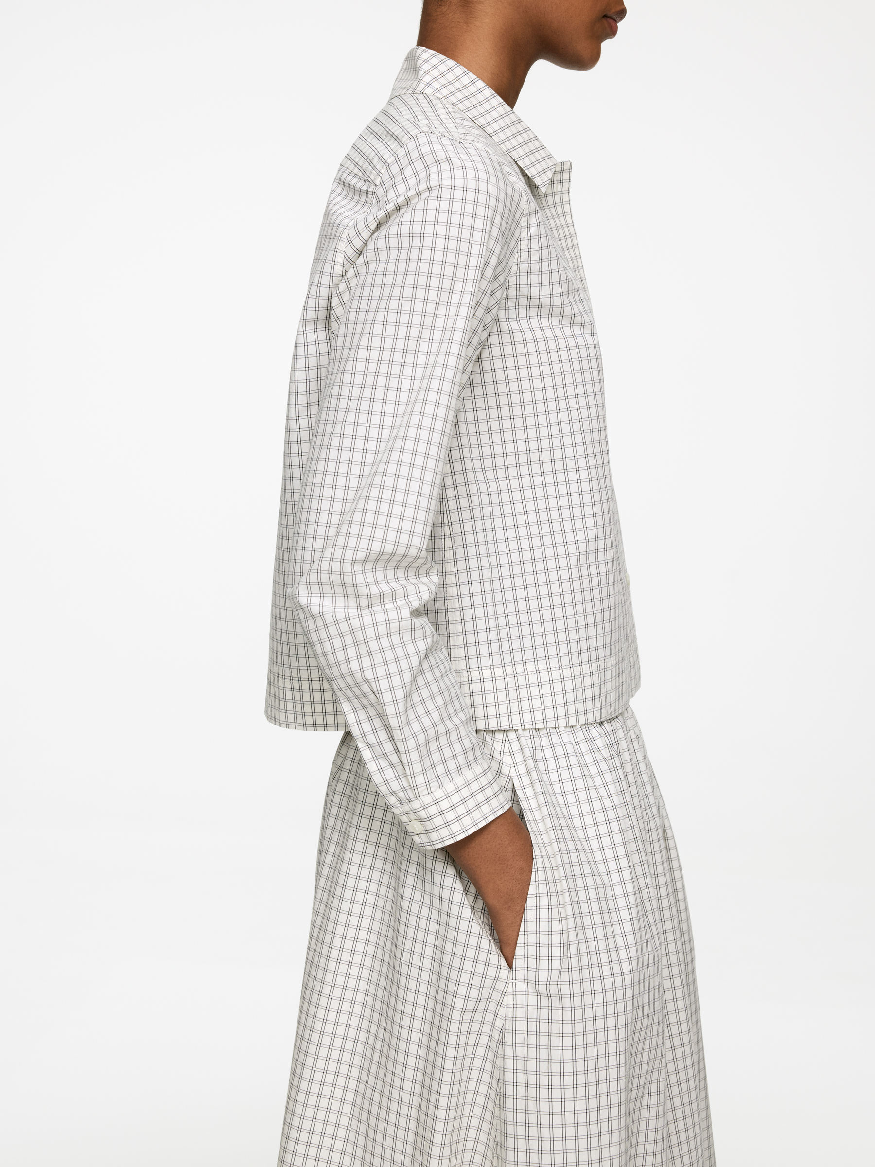 Cropped Cotton Shirt - White/Black - Regular fit - Women - StillMedia/Lookbook - 3