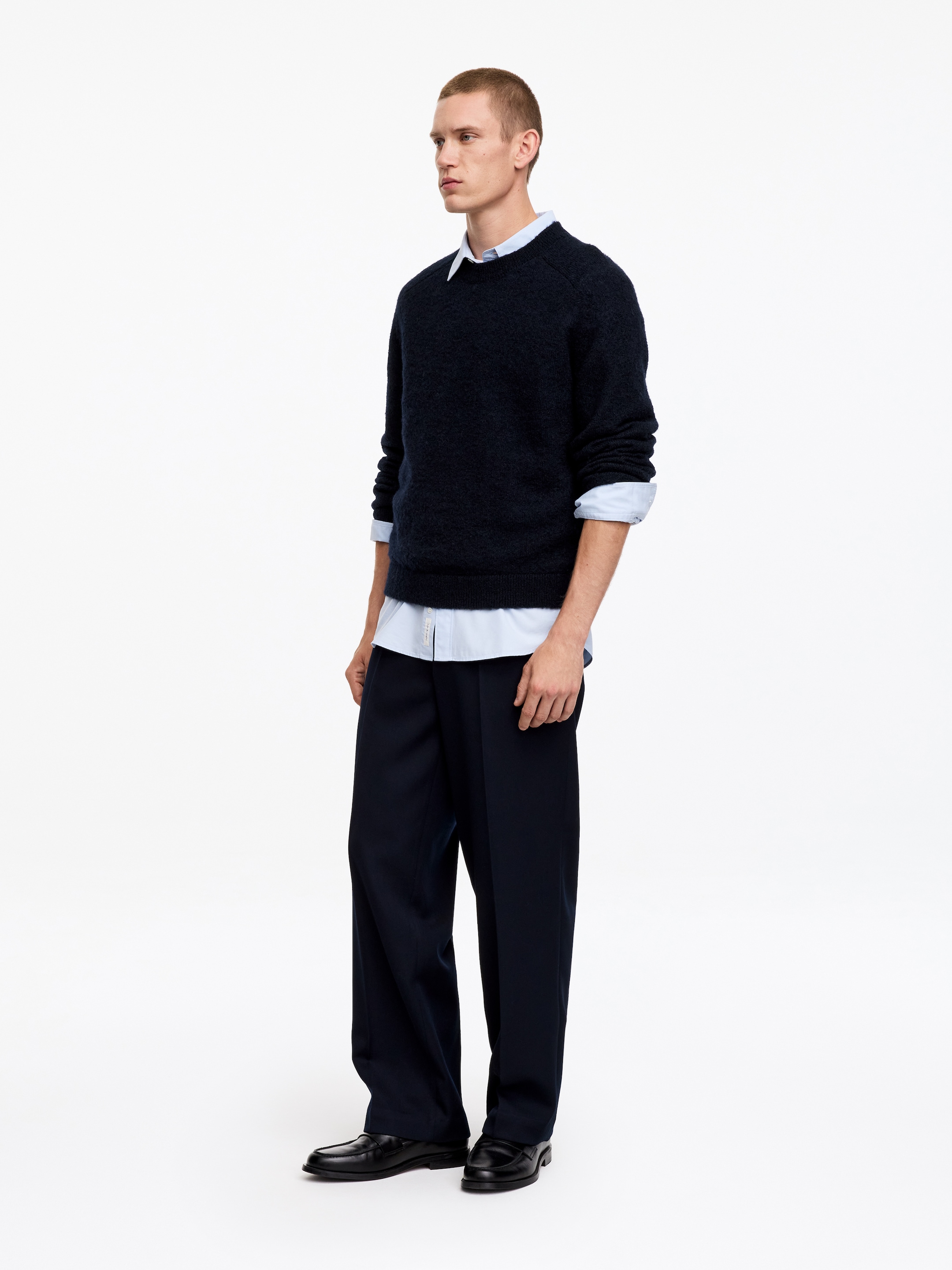 Tröja i borstad ullblandning - Marinblå - Regular fit - men - StillMedia/Lookbook - 4