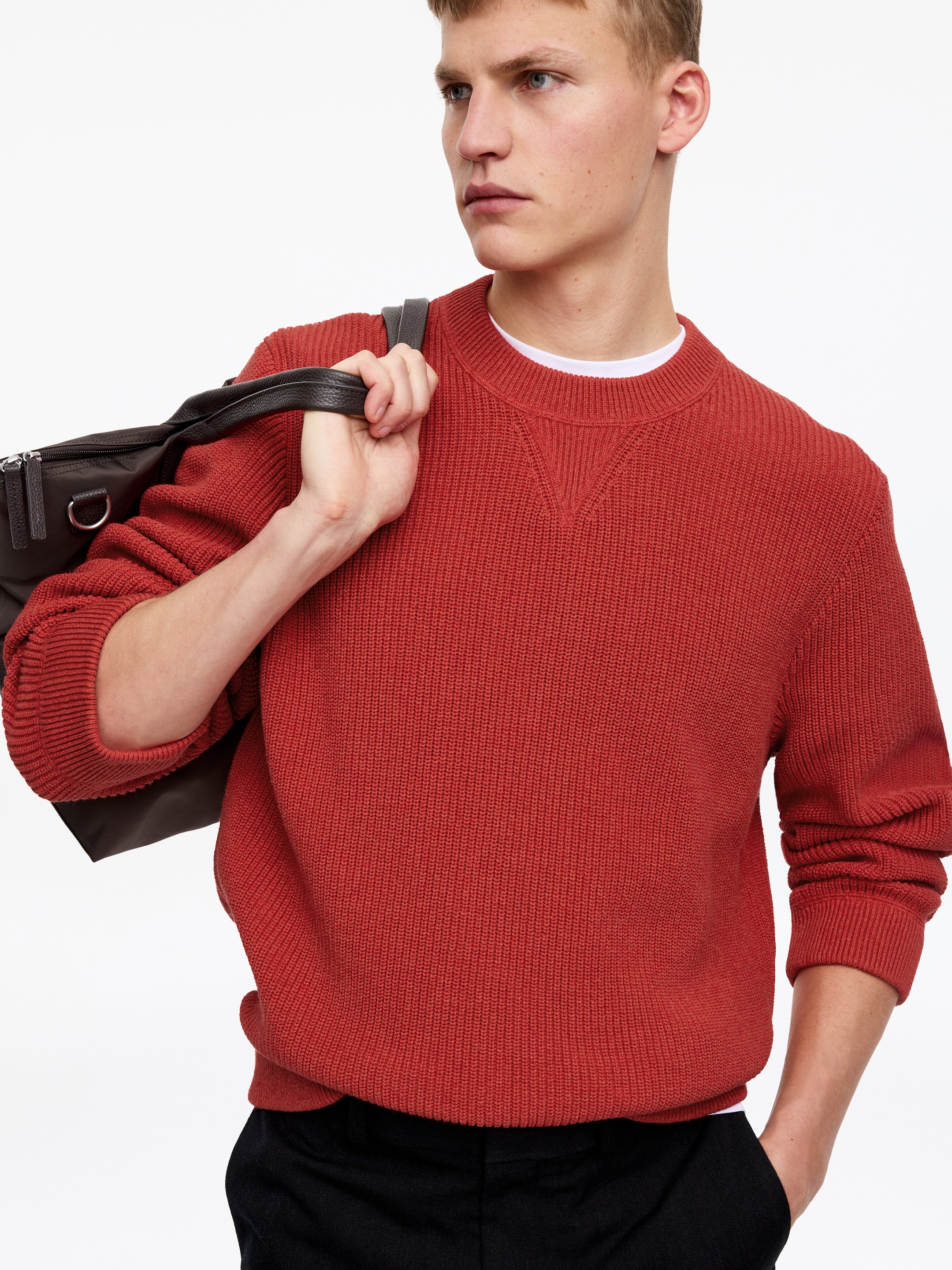 Pull en coton et lin - Rouge - Relaxed fit - Homme - StillMedia/Lookbook - 6