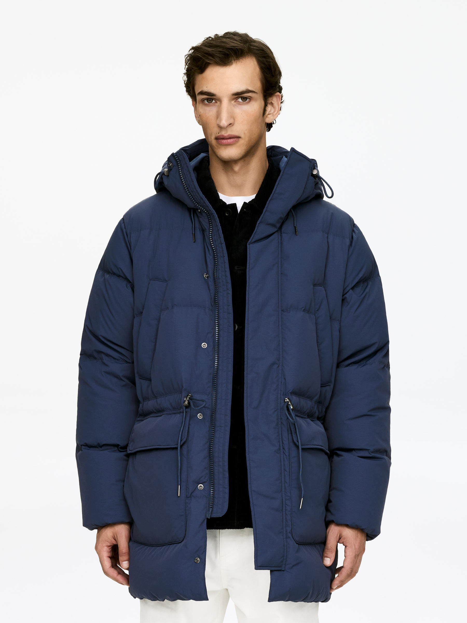 Upcycled Down Expedition Jacket - Blue - Regular fit - Men - StillMedia/Lookbook - 4