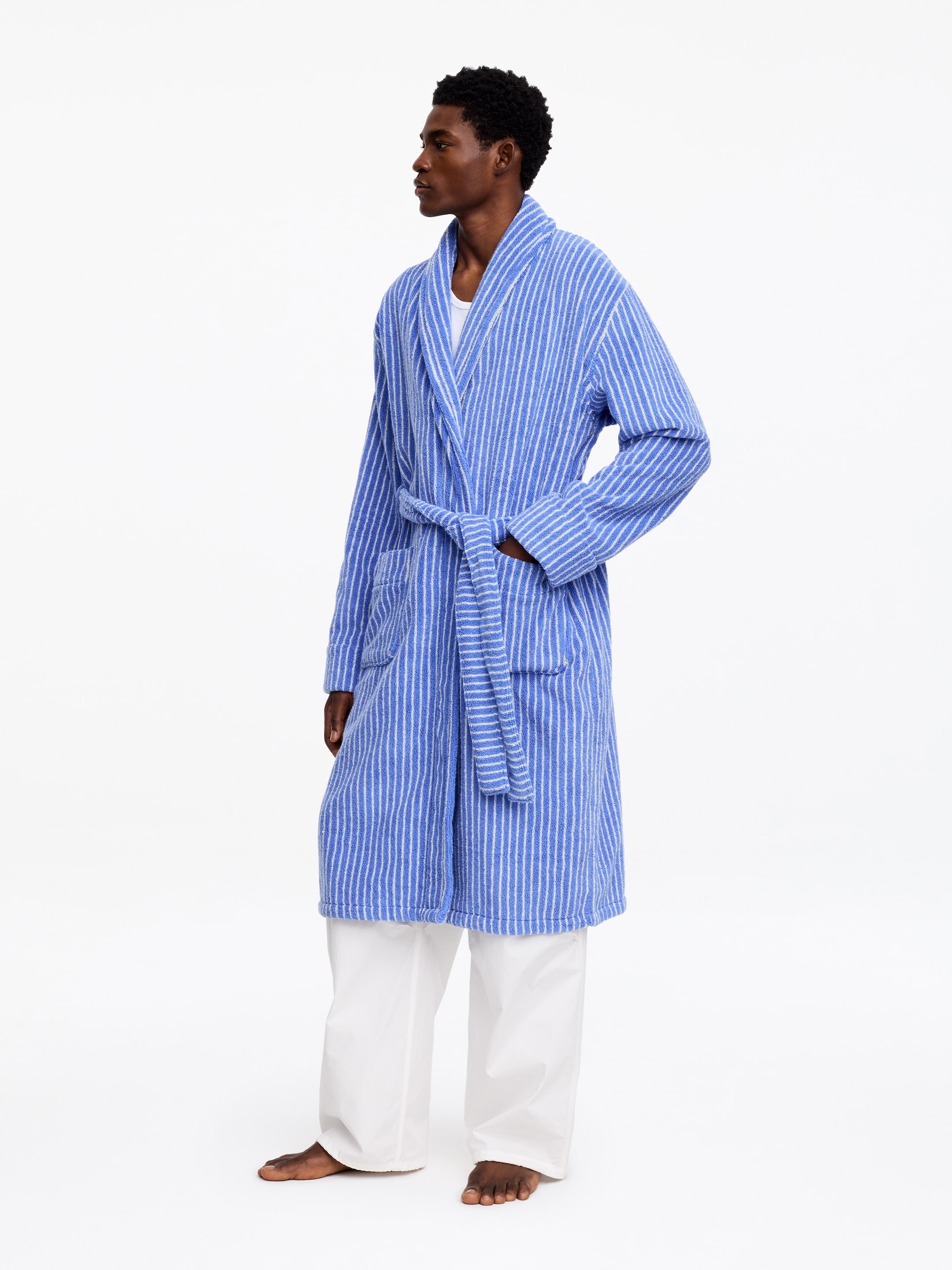 Unisex Cotton Terry Bathrobe - Blue - Women - StillMedia/Lookbook - 9
