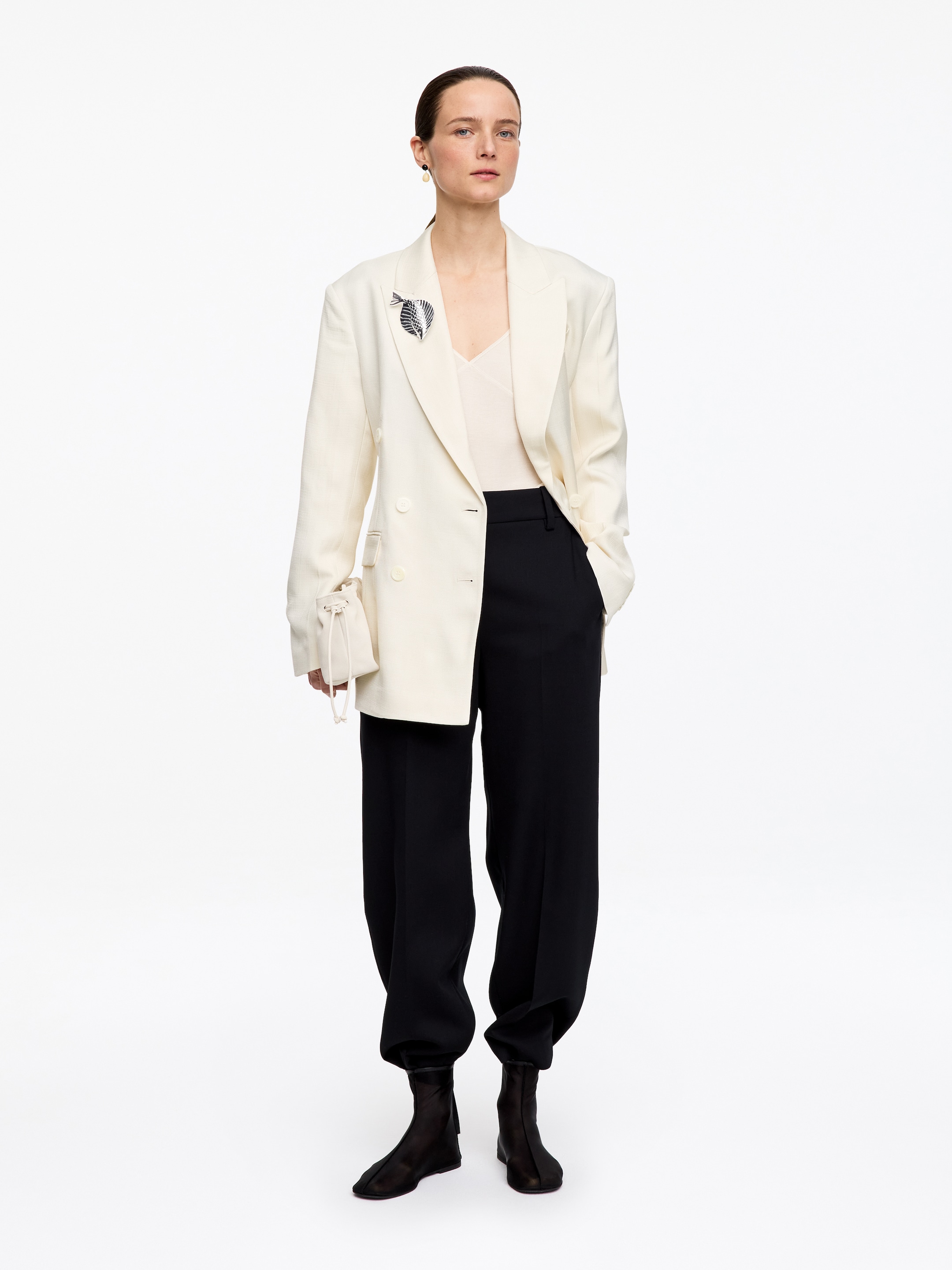Double-Breasted Blazer - Off White - Regular fit - Women - StillMedia/Lookbook - 7