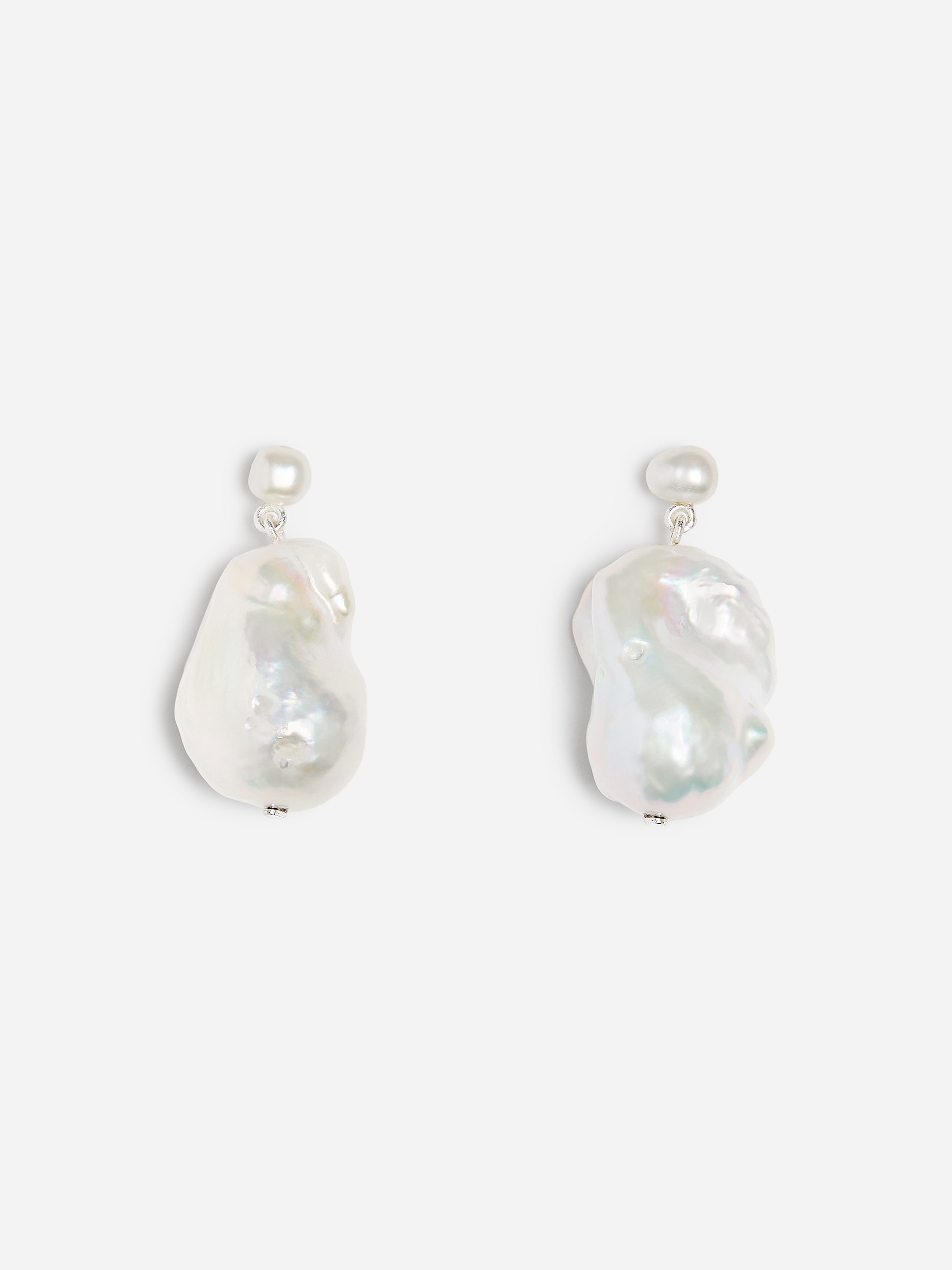 Freshwater Pearl Drop Earrings - White - Women - StillMedia/DescriptiveStillLife - 1