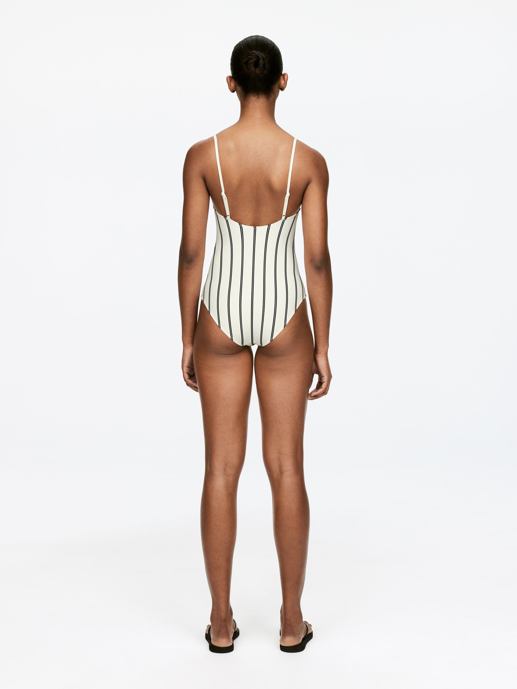 Square-Neck Swimsuit - Off White/Black - Women - StillMedia/Lookbook - 4