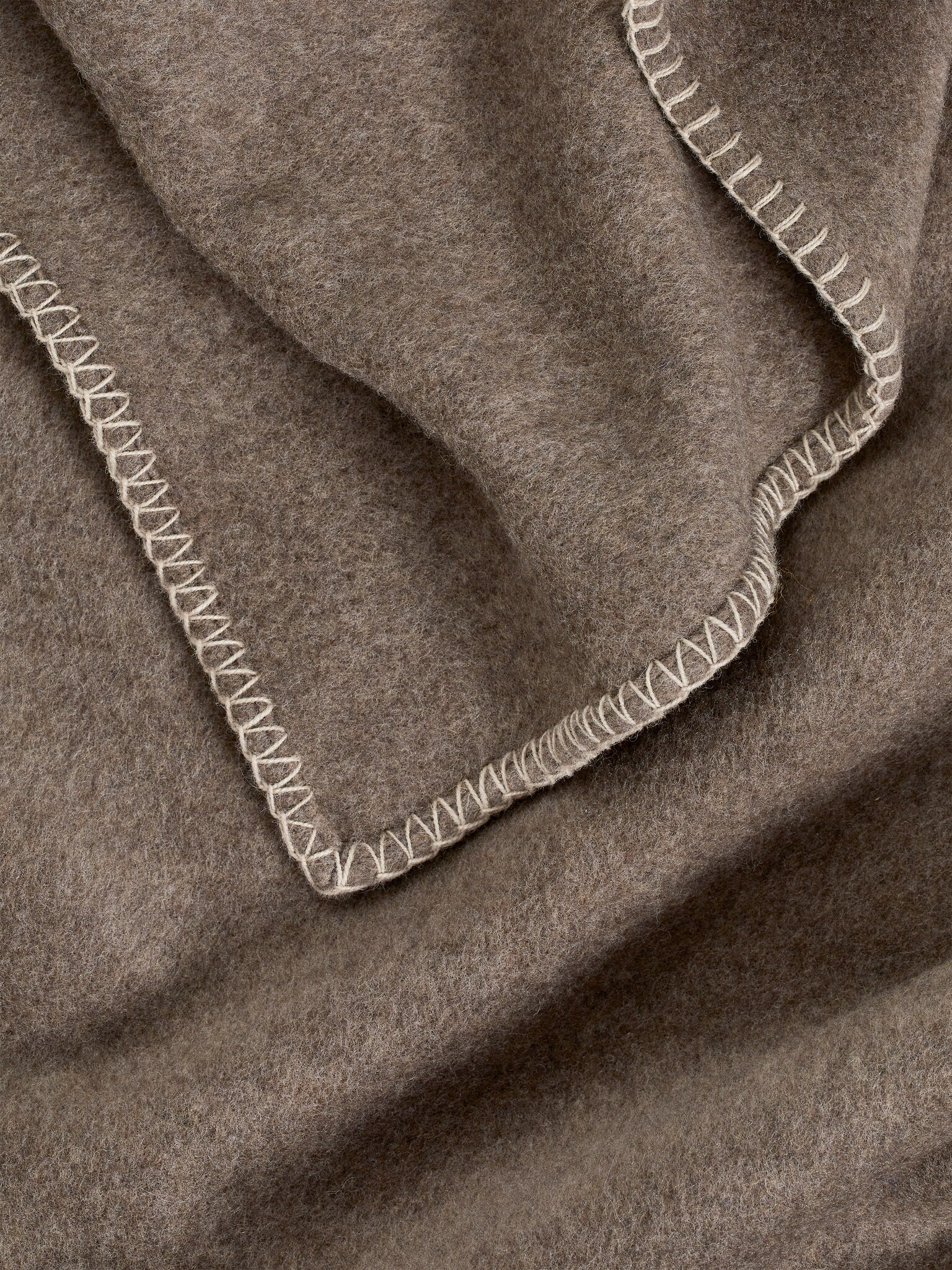 Nativa Wool Blanket - Dark Mole - 2