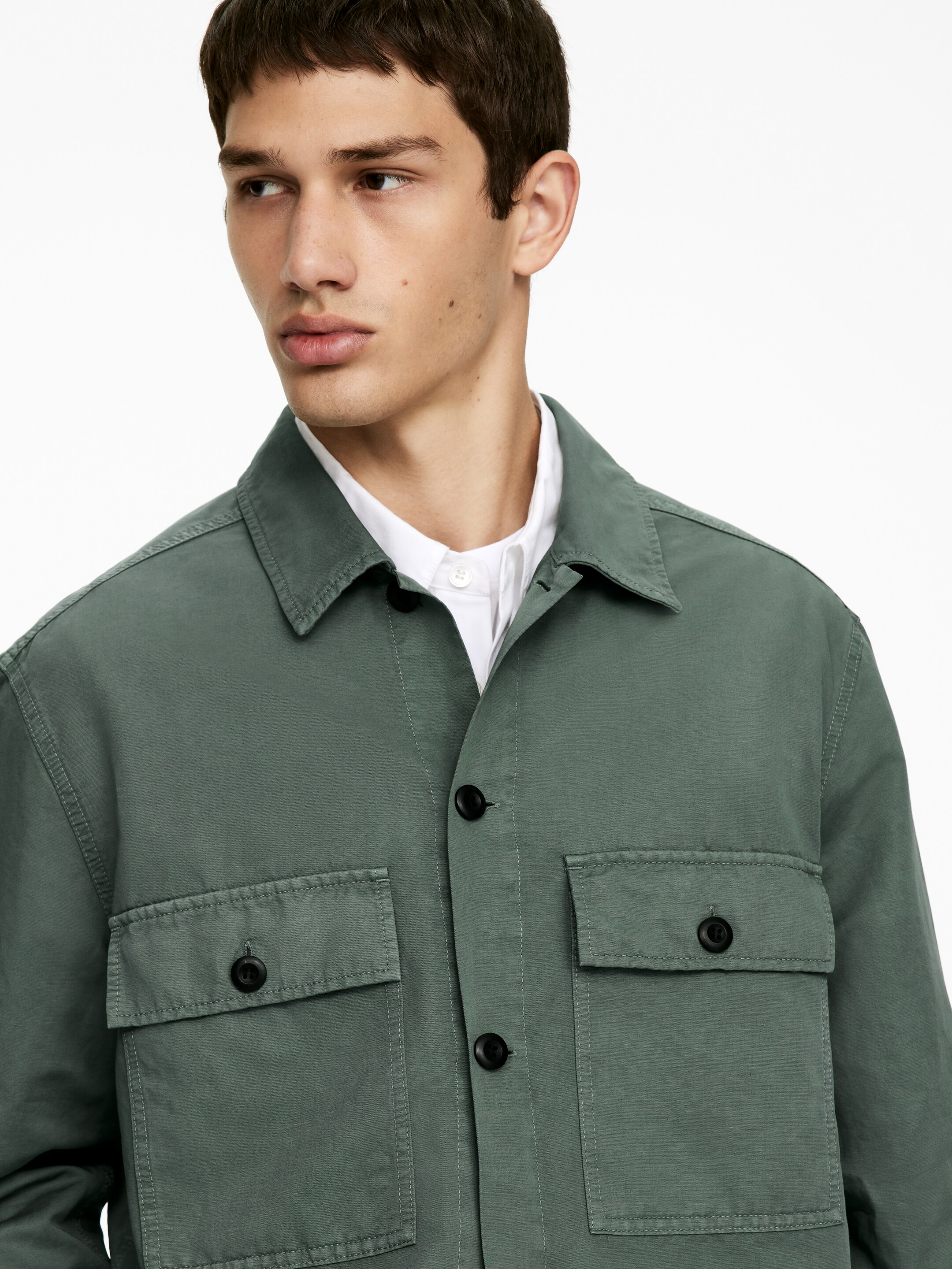 Visualizza immagine più grande: Overshirt in cotone e lino - Verde polvere - UOMO | H&M IT 4