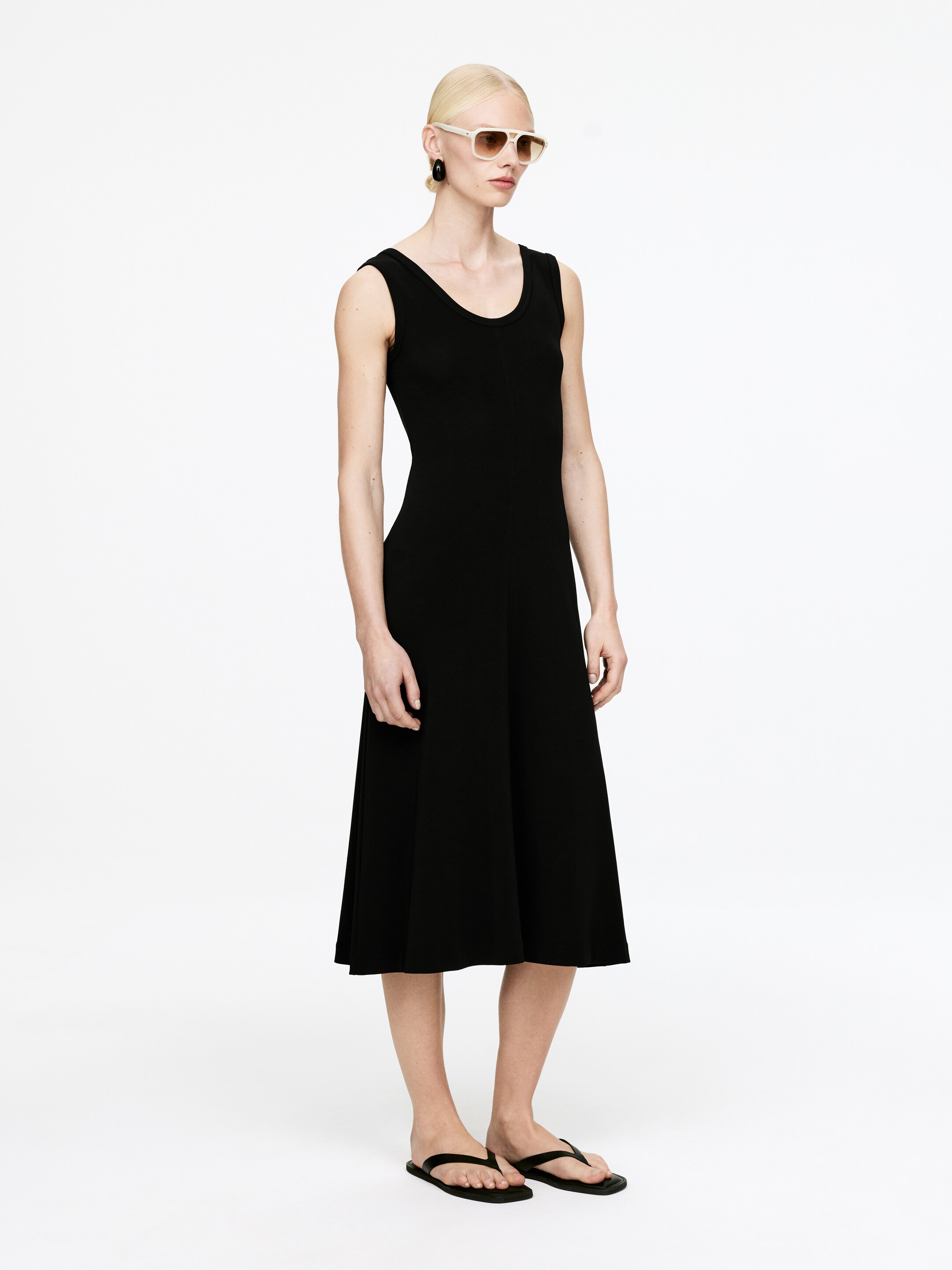 Größeres Bild anzeigen: Geripptes Jerseykleid - Schwarz - Ladies | H&M AT 2