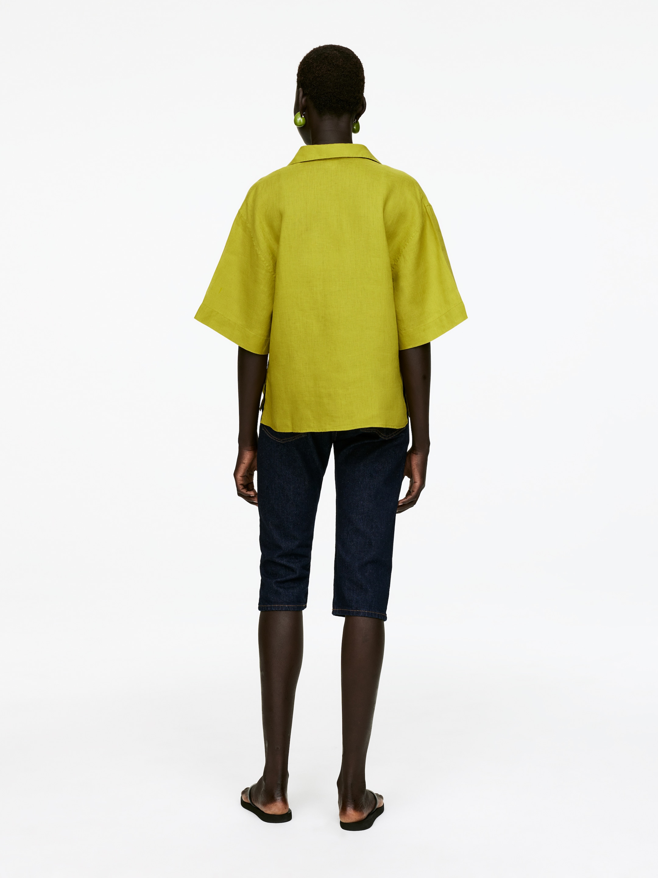 Größeres Bild ansehen: Lockeres Leinenhemd - Grün - Ladies | H&M DE 3