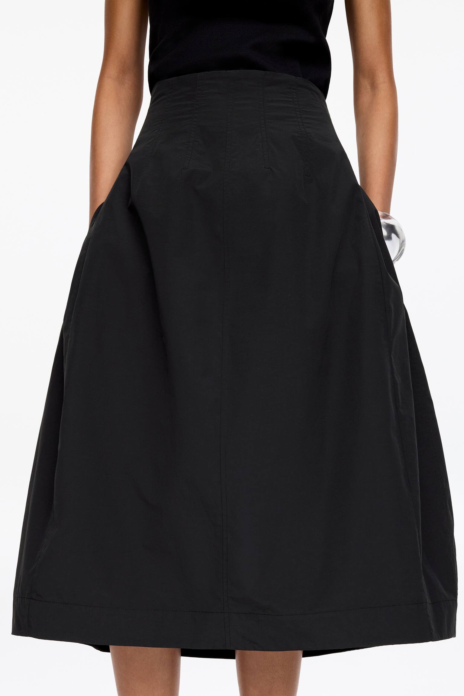 Midi sukně s pasem - Černá - 5