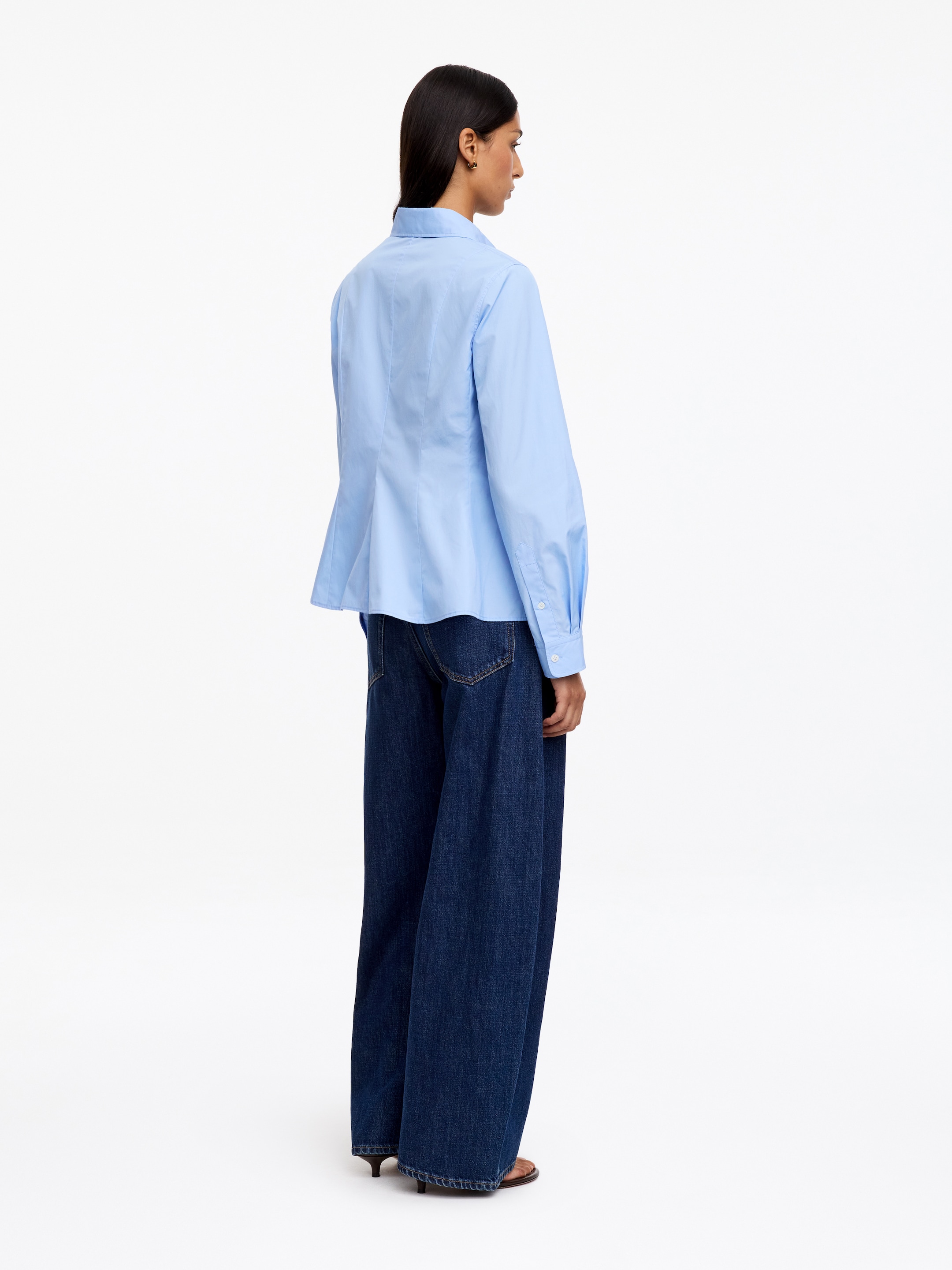 Fitted Cotton Poplin Shirt - Light Blue - Regular fit - women - StillMedia/Lookbook - 5
