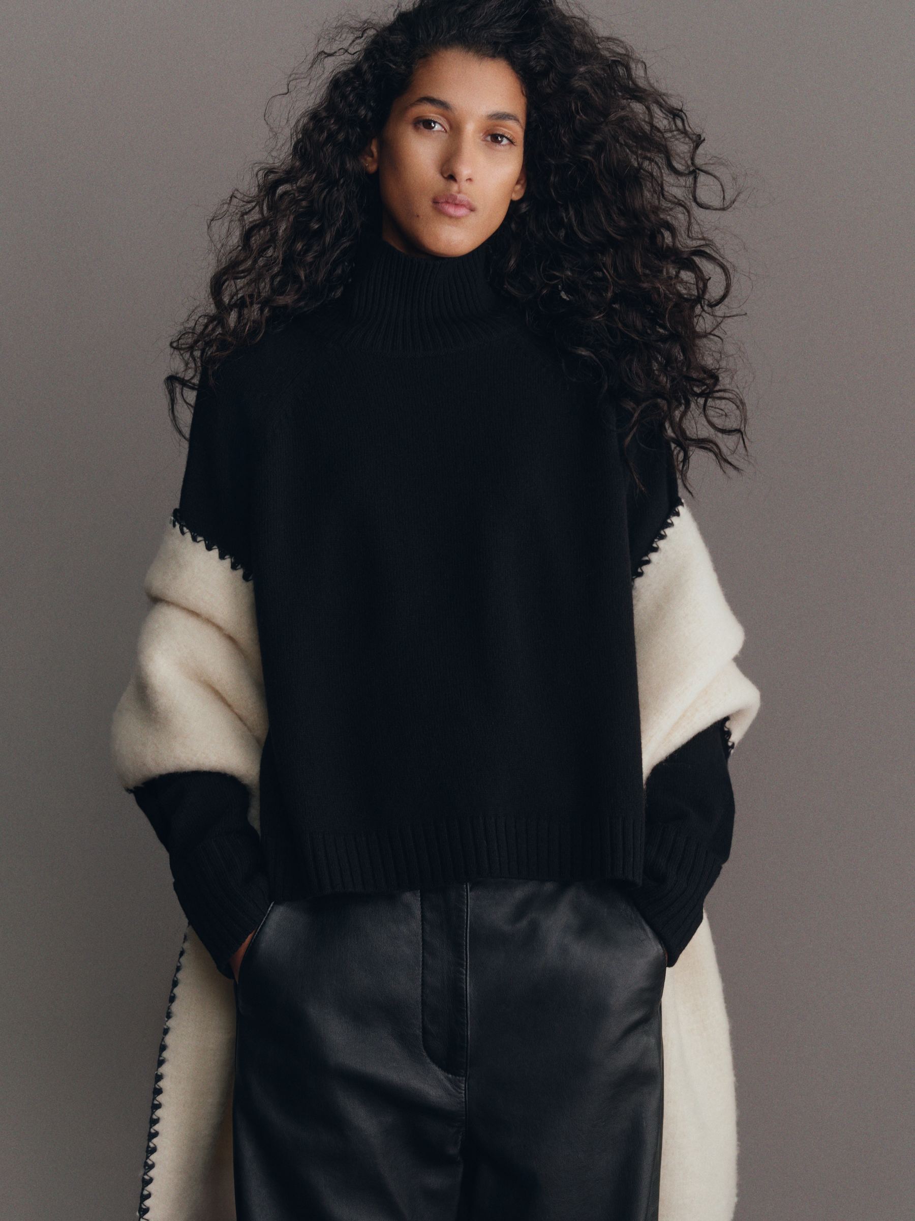 Polotröja i ull - Svart - Regular fit - Women - StillMedia/Environmental - 1