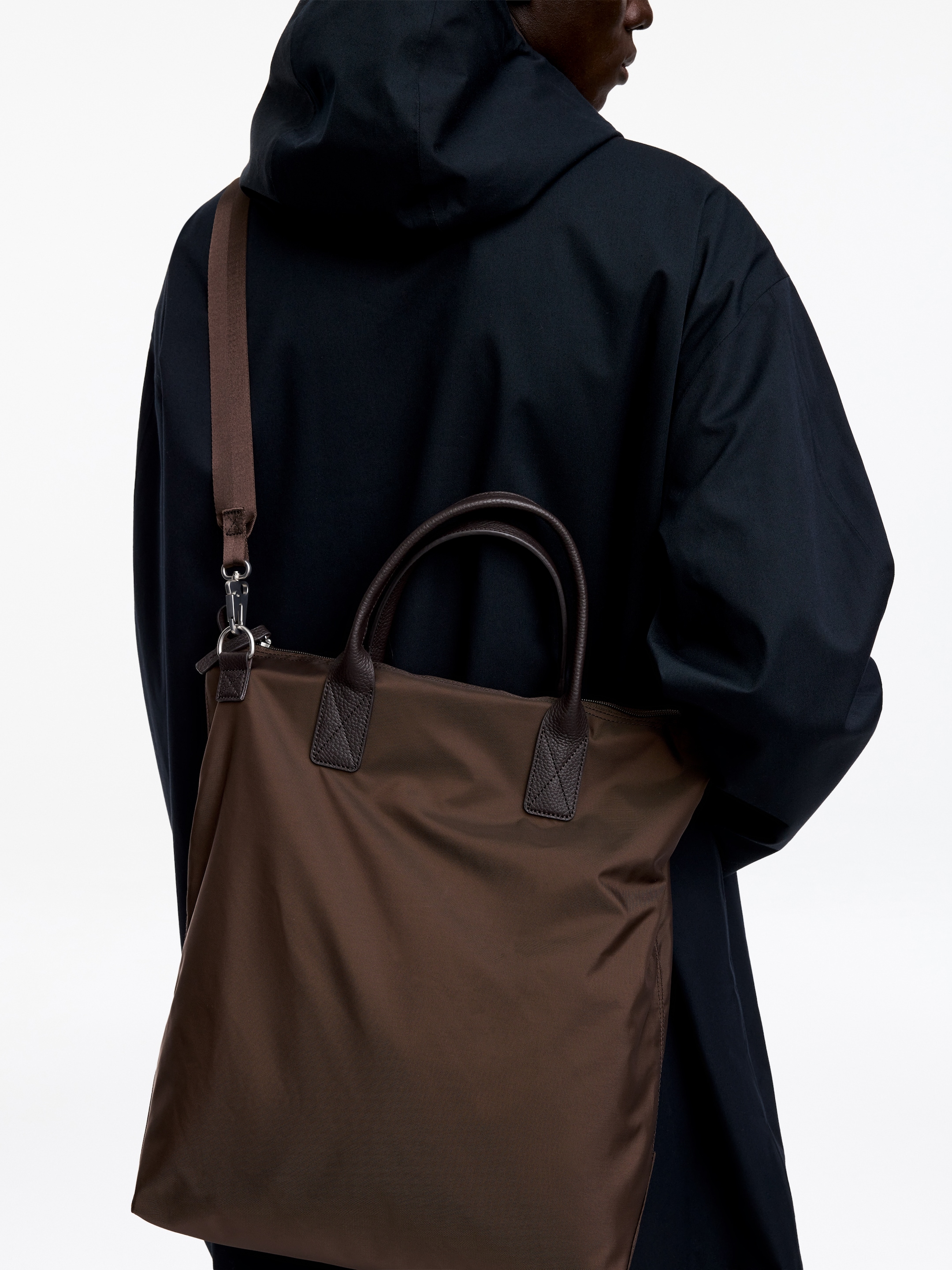 Bolso tote de nailon y piel - Marrón oscuro - men - StillMedia/Lookbook - 6