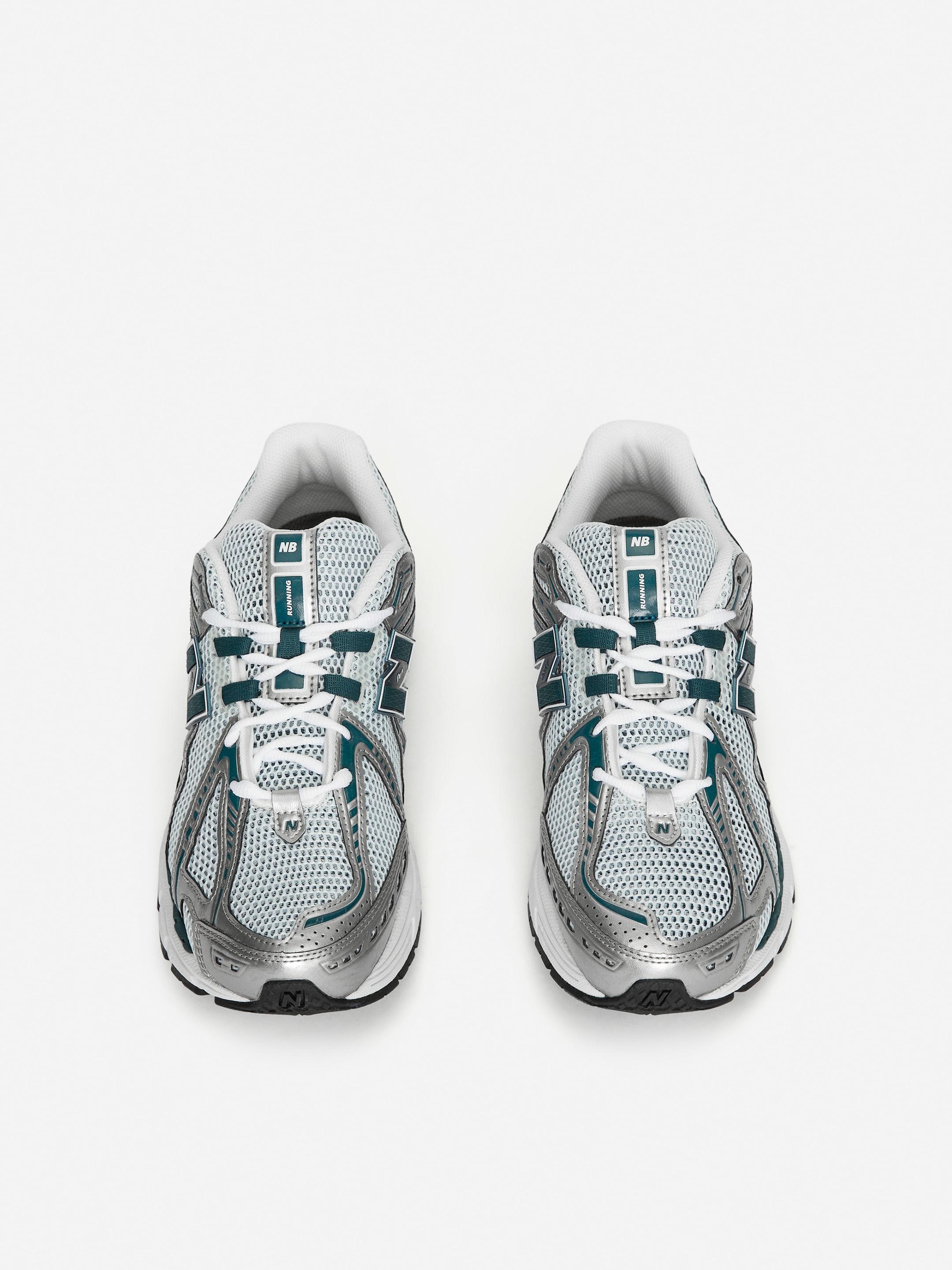 New Balance 1906R Trainers - Silver - Men - StillMedia/DescriptiveStillLife - 1