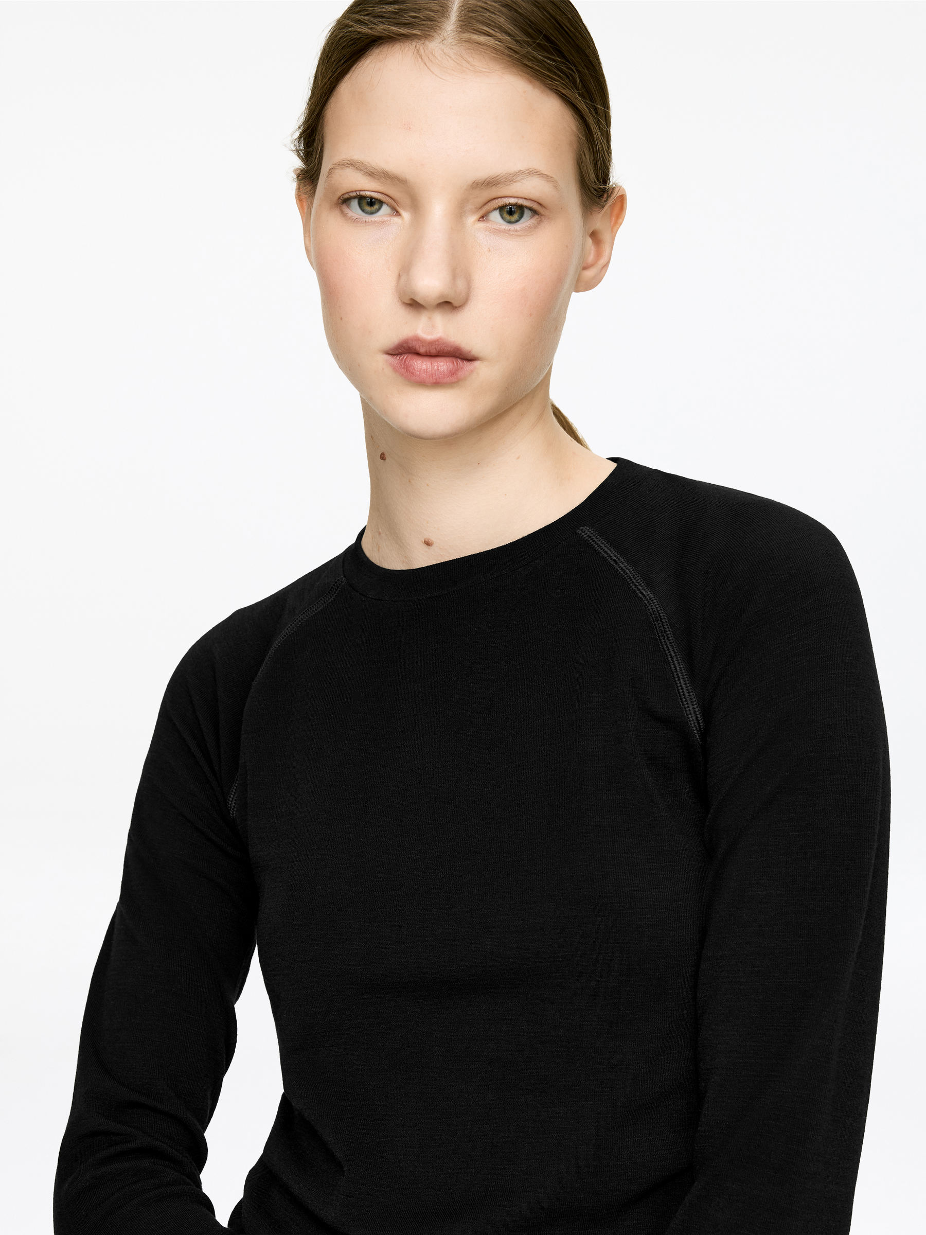Top de mezcla de lana sin costuras - Negro - Corte ajustado - Women - StillMedia/Lookbook - 7