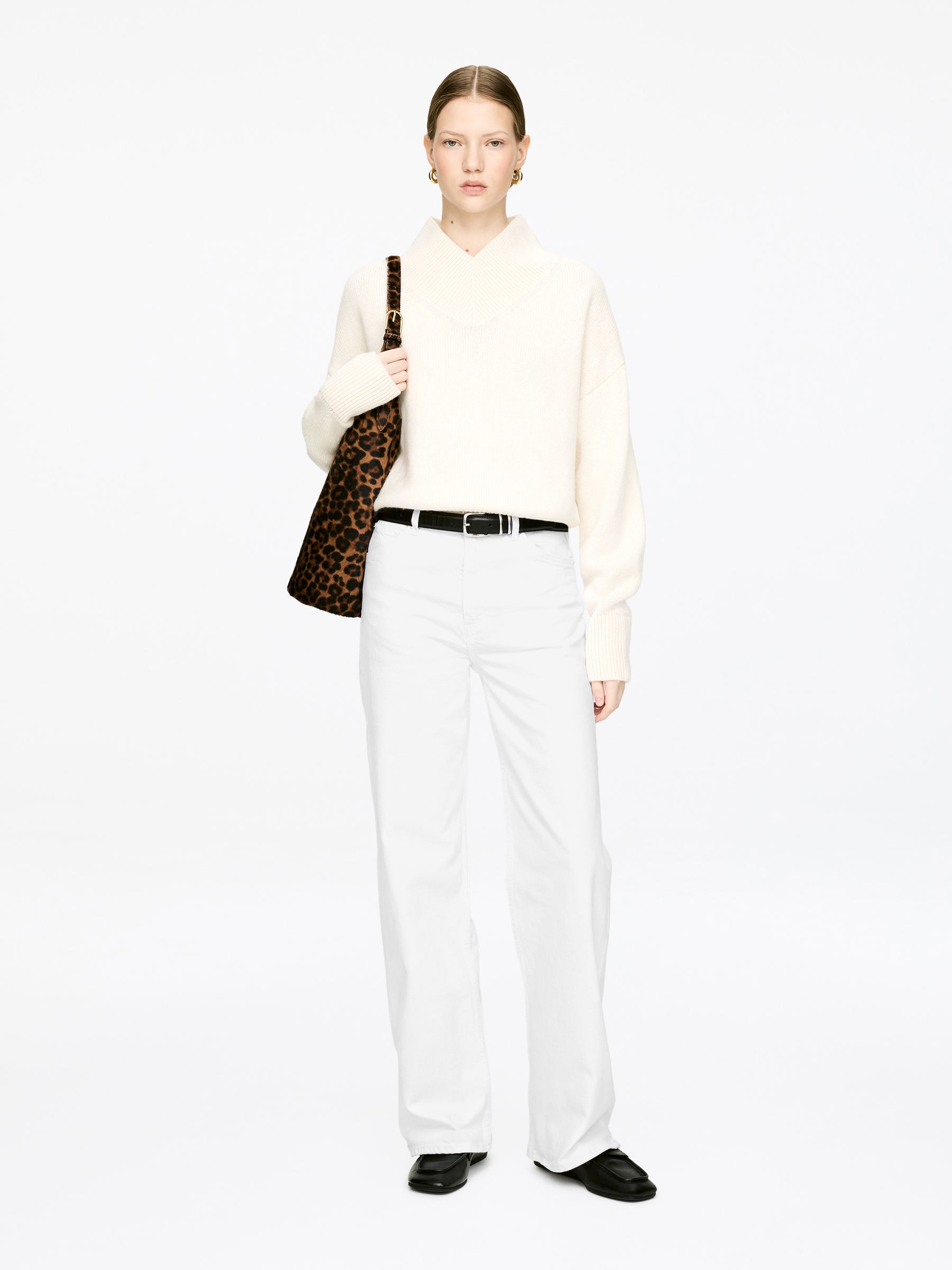 LUPINE Flared Jeans-#F4F3E9-14757