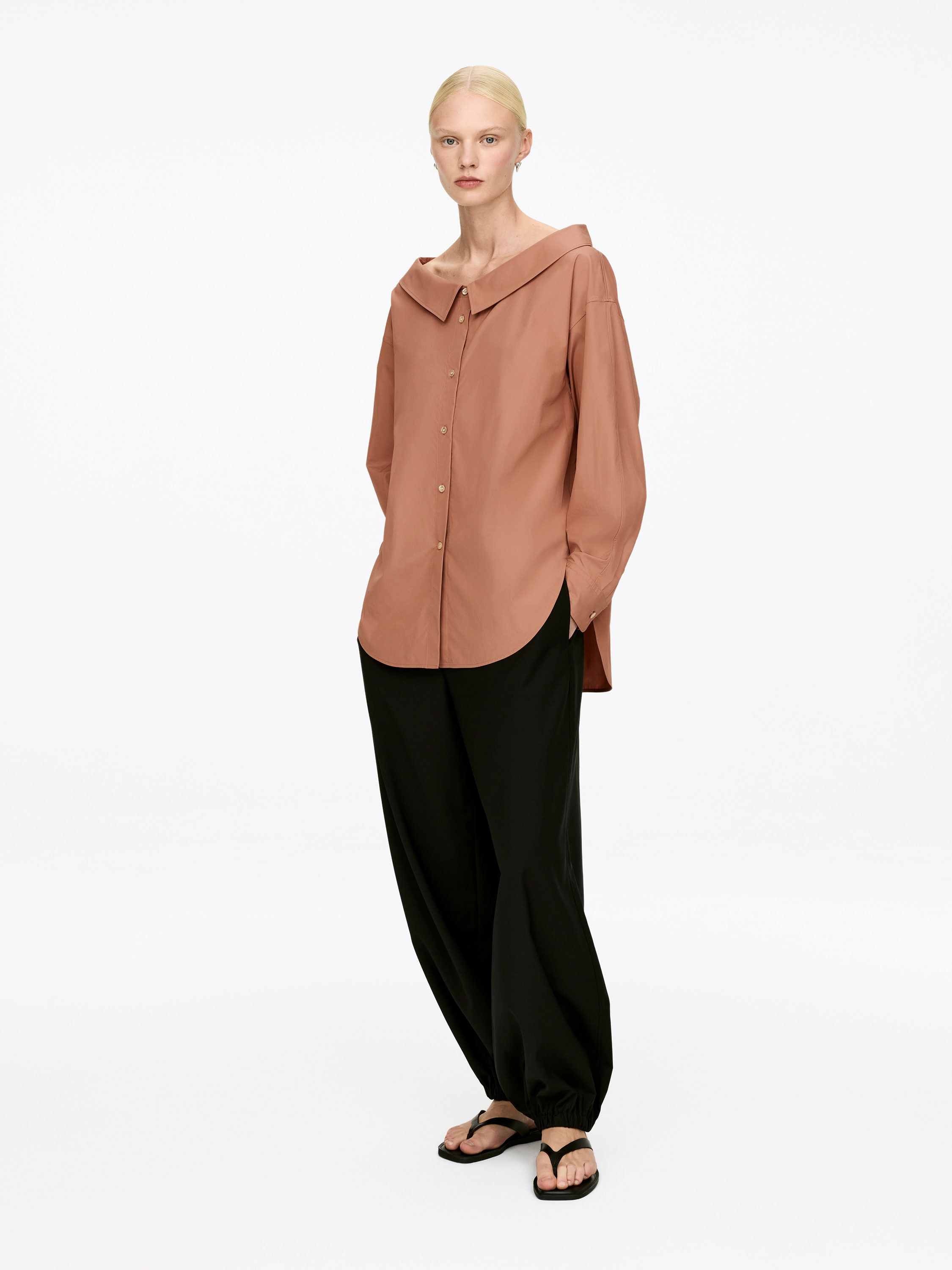 Open-Neck Blouse - Dusty Pink - Regular fit - Women - StillMedia/Lookbook - 4