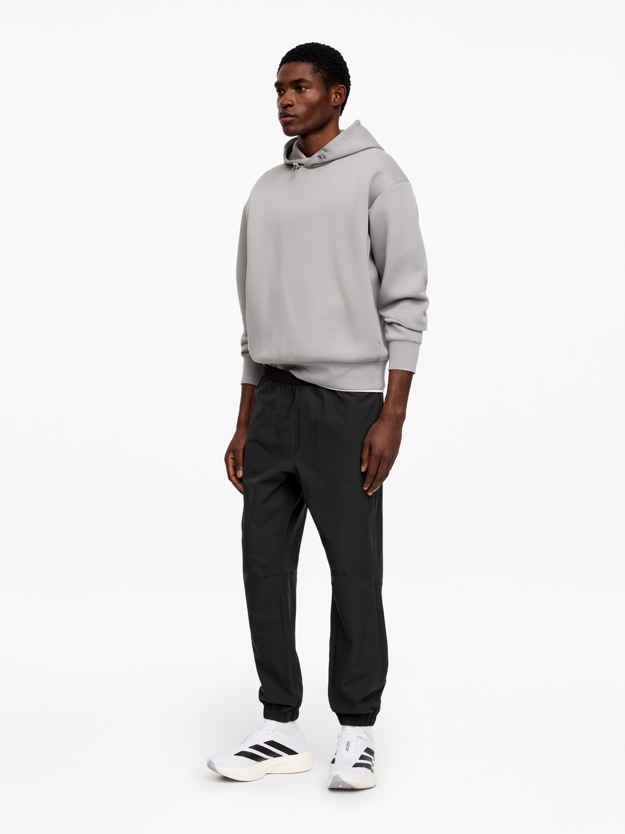 ARKET ACTIVE Tech Trousers - Black - Relaxed fit - Men - StillMedia/Lookbook - 3