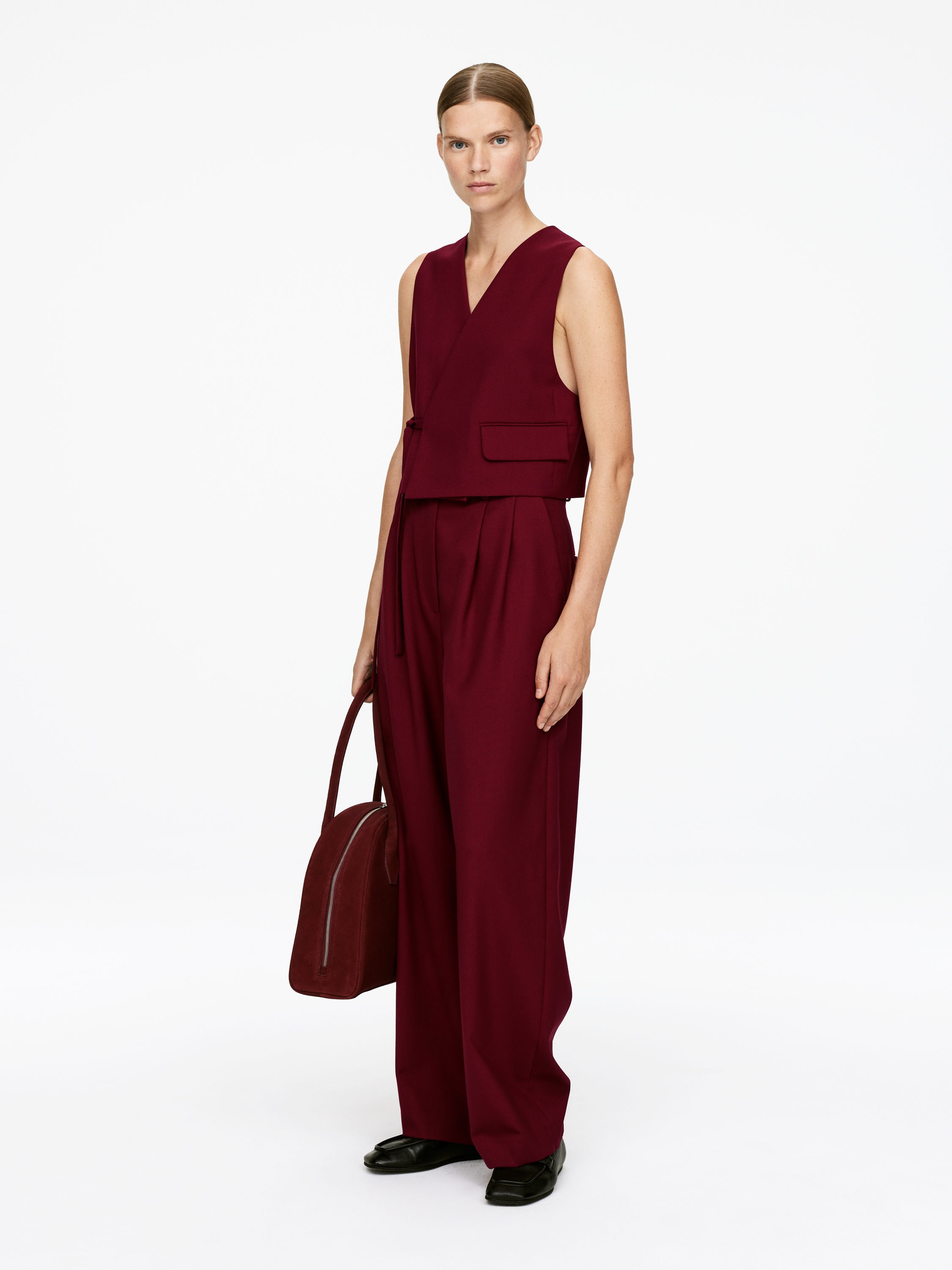 Modular Wool Vest - Dark Red - Regular fit - Women - StillMedia/Lookbook - 5