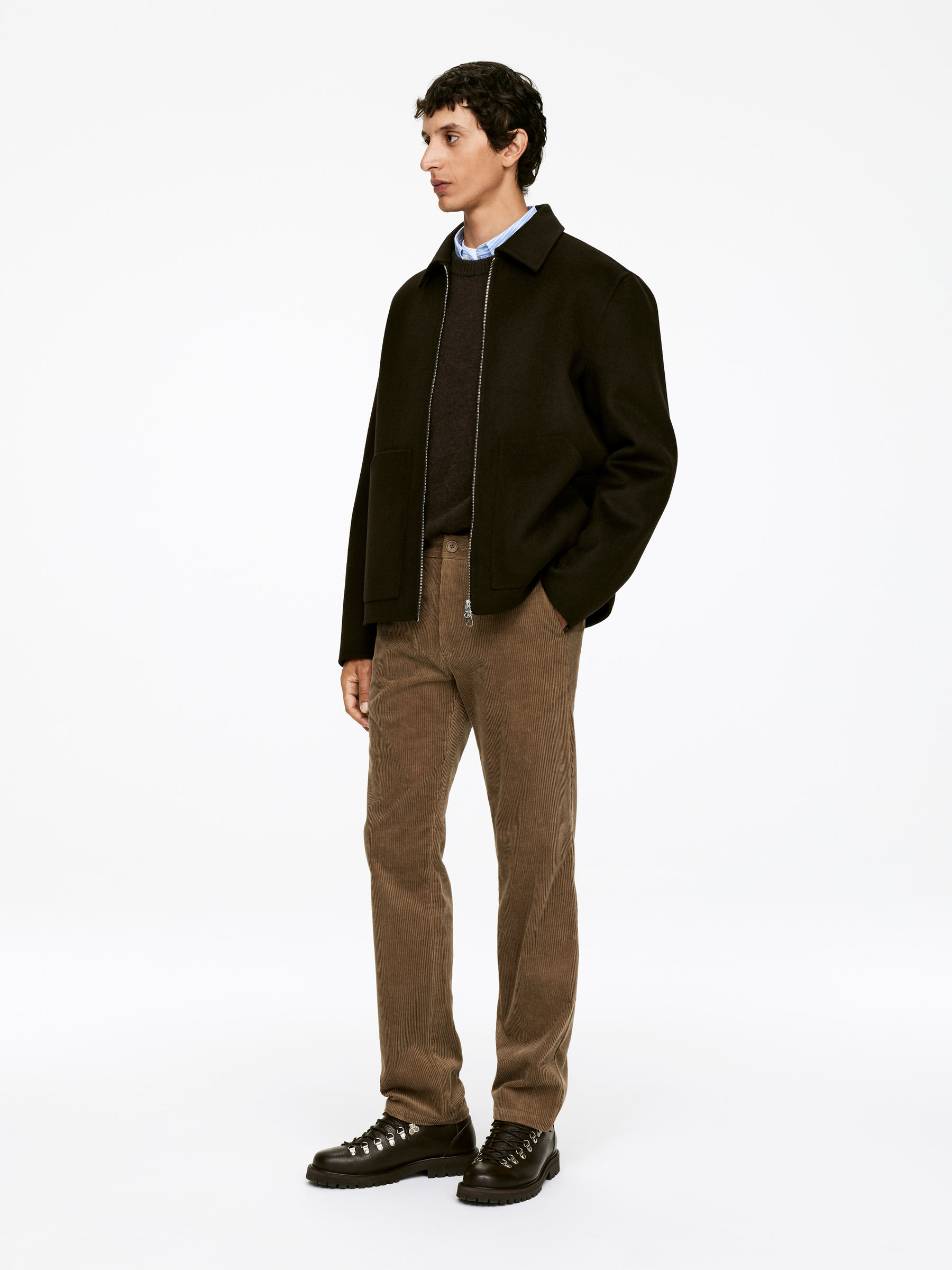 Gerade geschnittene Chinohose aus Cord - Dunkelbeige - Regular Fit - Herren - StillMedia/Lookbook - 9