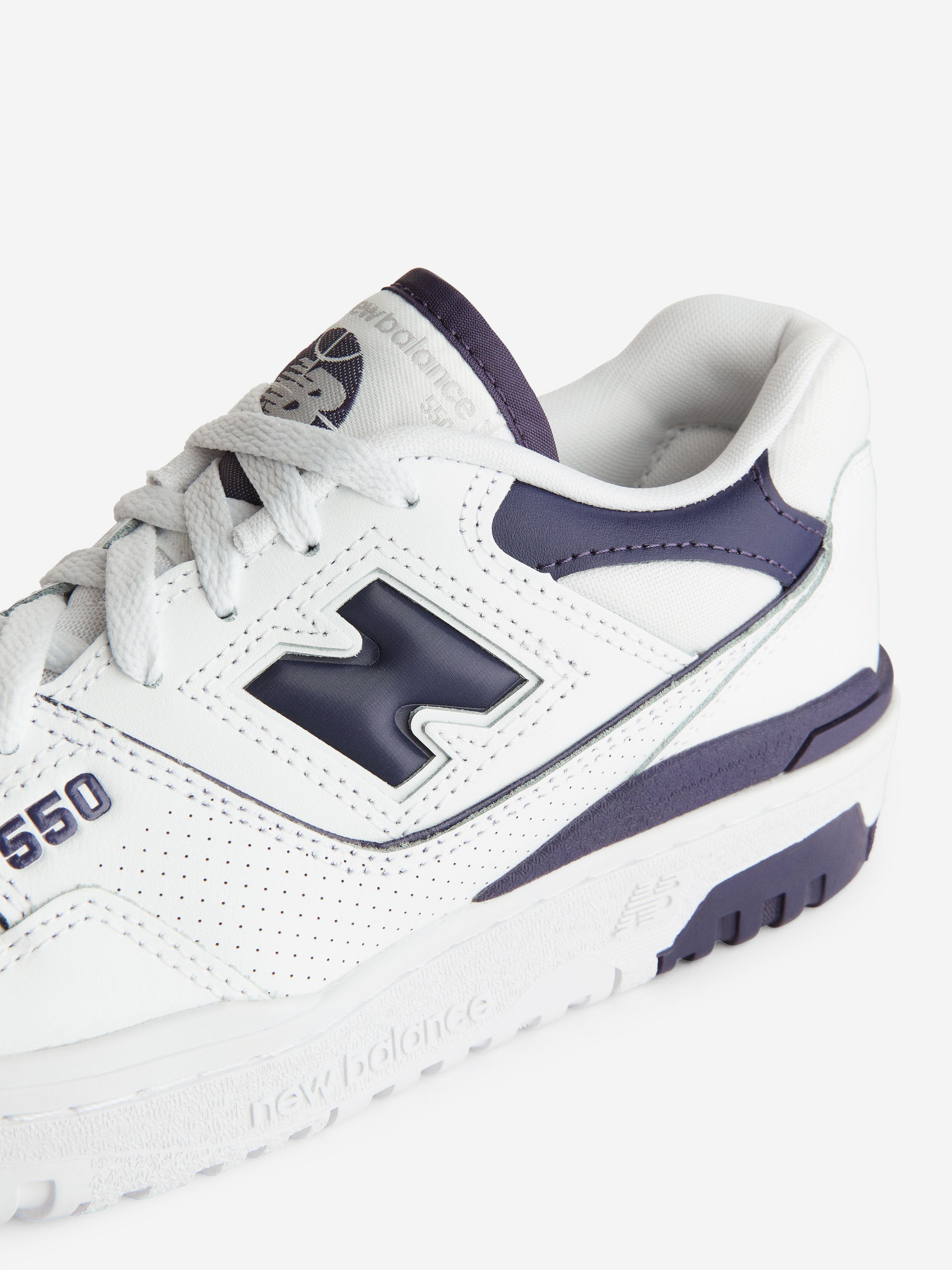 New Balance 550 Trainers - White/Navy - Women - StillMedia/DescriptiveDetail - 2