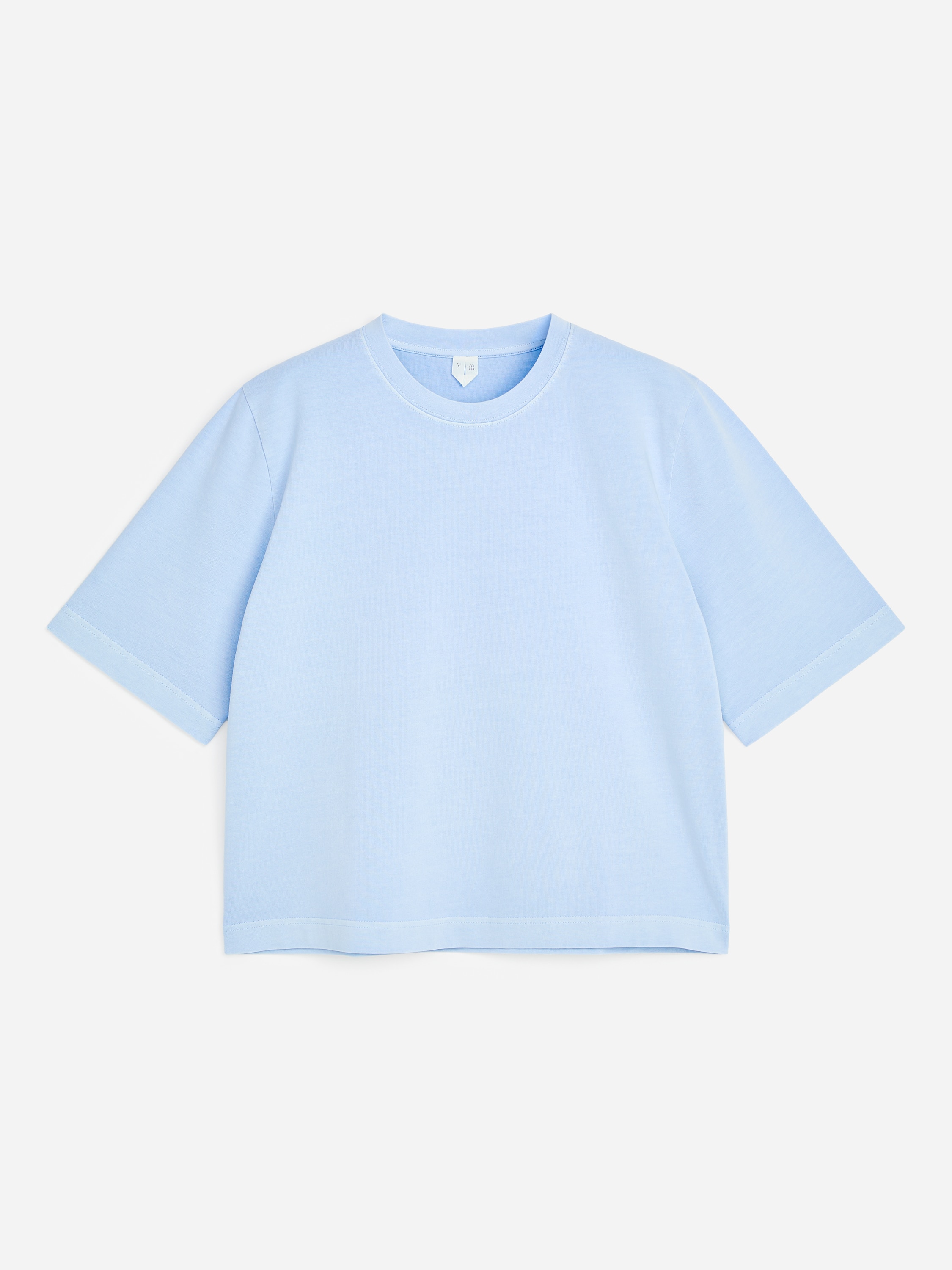 T-shirt Signature dalla vestibilità squadrata - Azzurro/Marrone/Bianco/Rosa/Righe/Rosa/Nero/Rosso/Bianco sporco/Bianco/Marrone