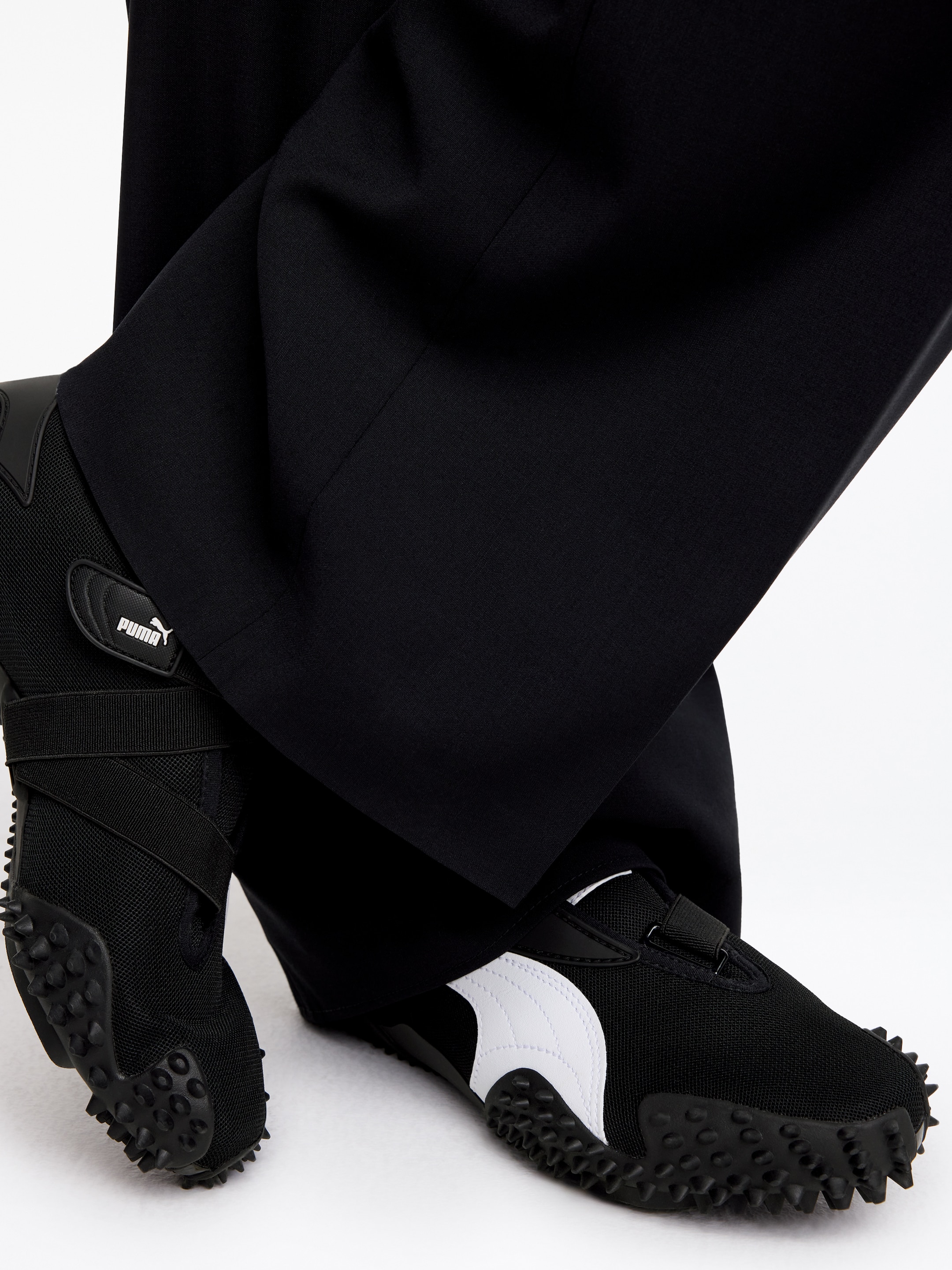 Puma Mostro OG Prime Trainers-#2E2E30-18058