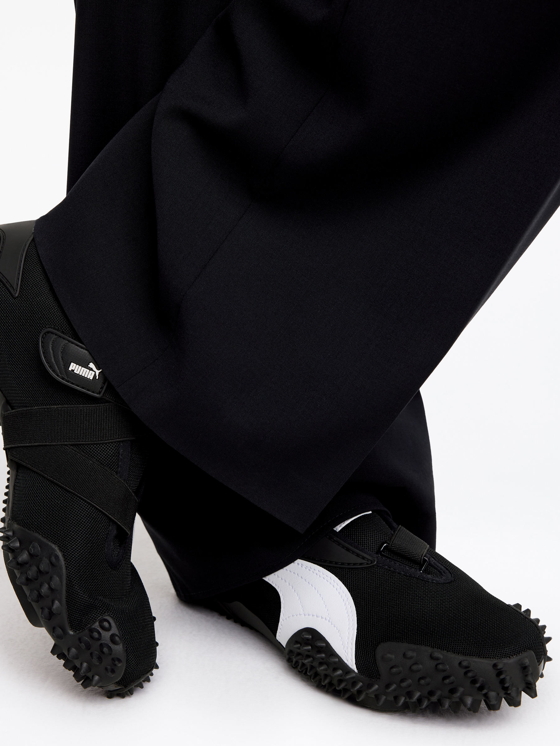 Puma Mostro OG Prime Trainers - Black/White - Women - StillMedia/Lookbook - 8