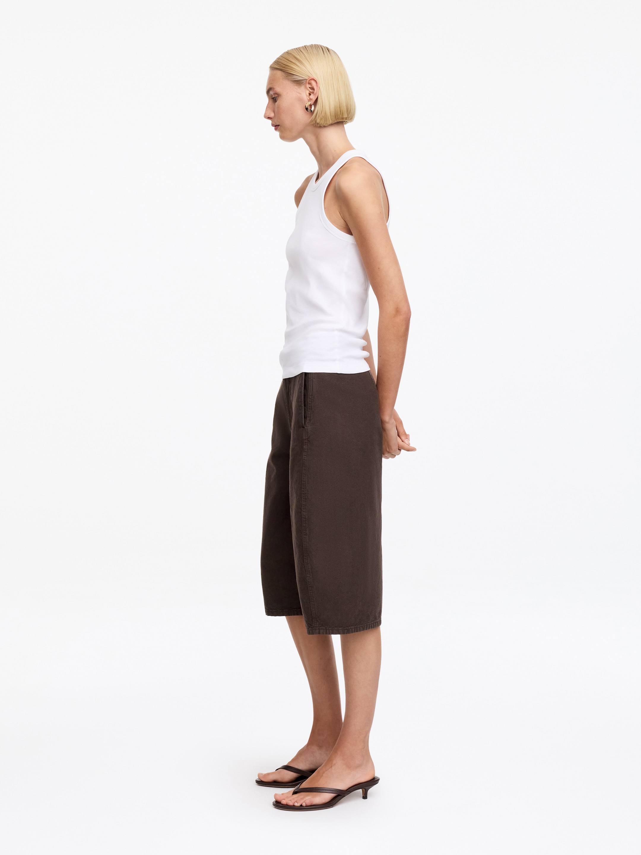 Barrel-Leg Canvas Shorts - Dark Brown - Regular fit - Women - StillMedia/Lookbook - 4