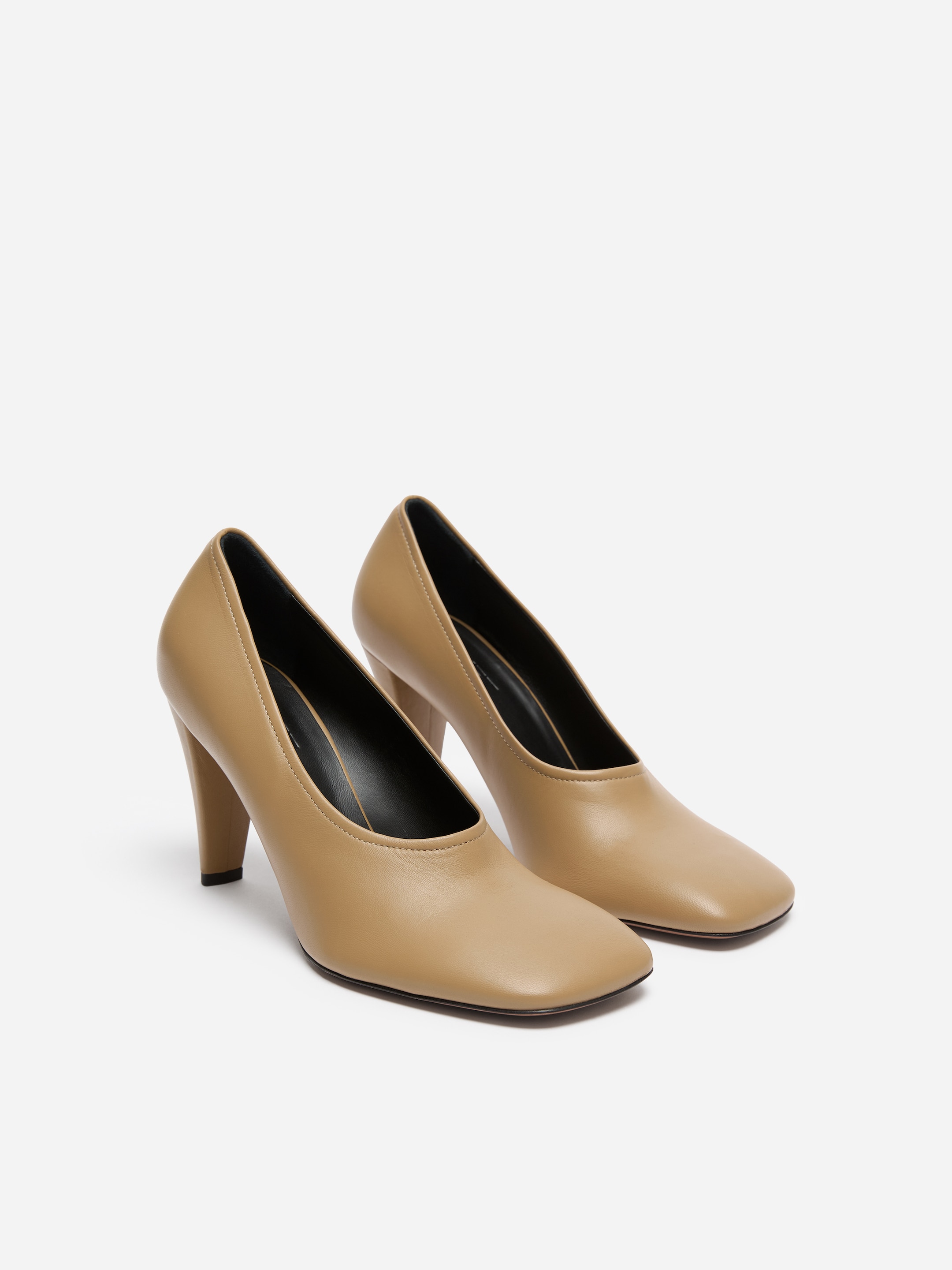 Zapatos de salón en piel con puntera cuadrada - Beige - women - StillMedia/DescriptiveStillLife - 4