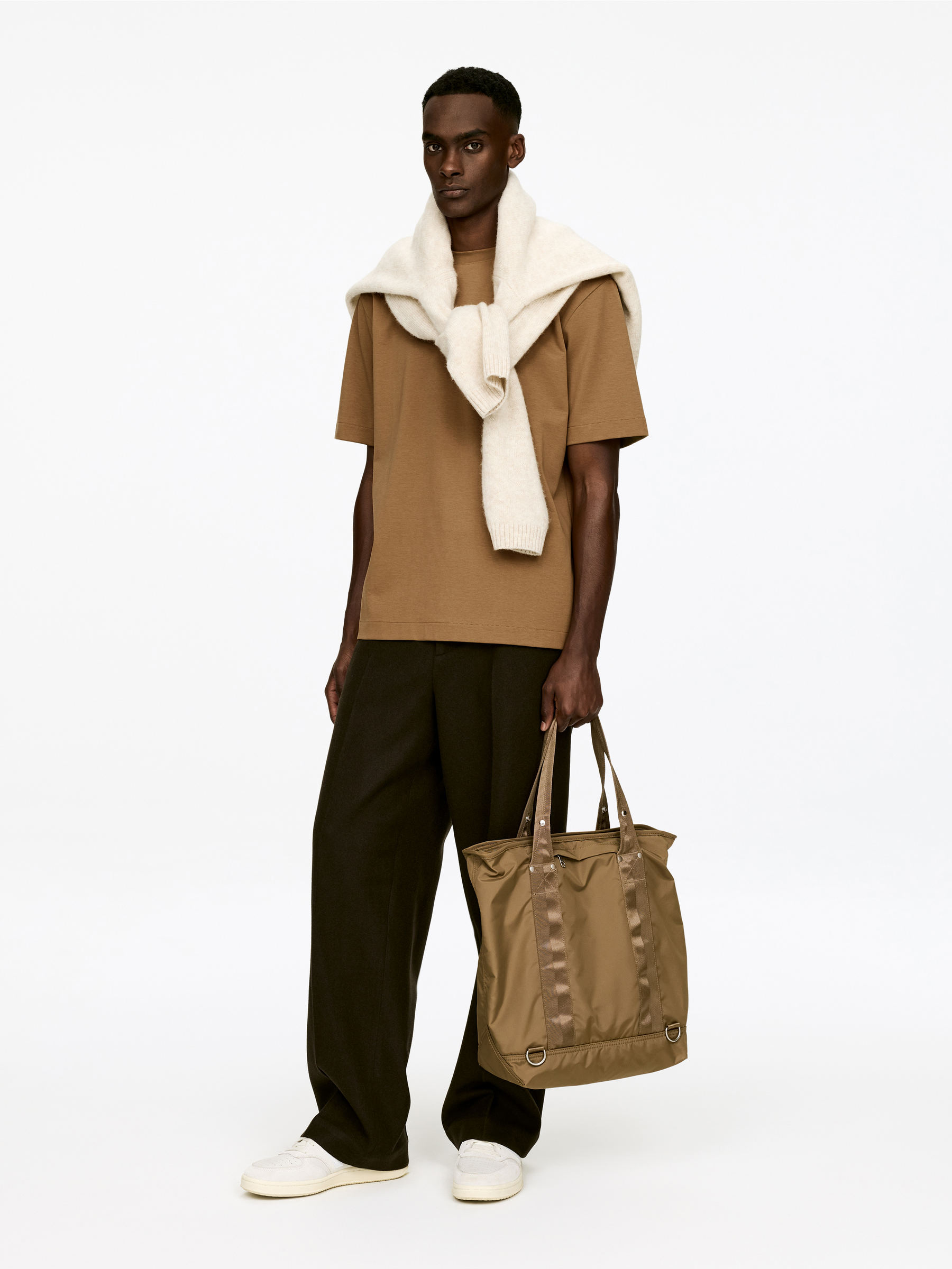 Interlock T-shirt - Brown - Loose fit - Men - StillMedia/Lookbook - 5