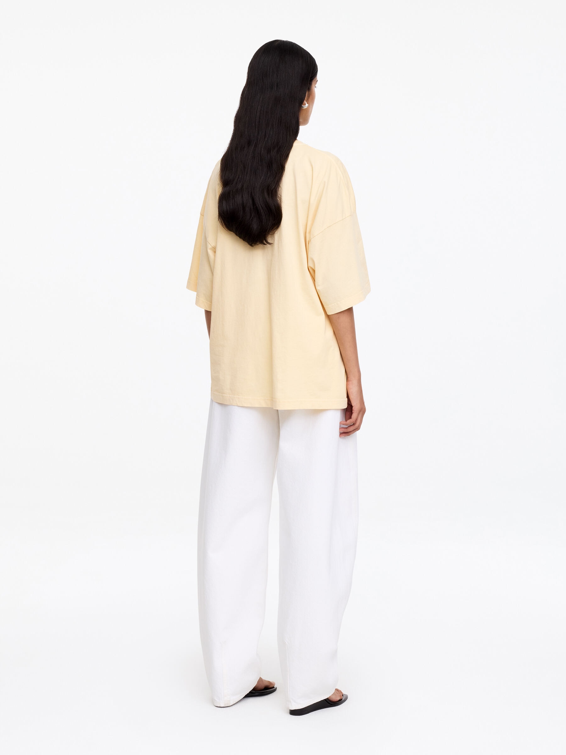 Oversized T-Shirt - Yellow - Oversized - Women - StillMedia/Lookbook - 3