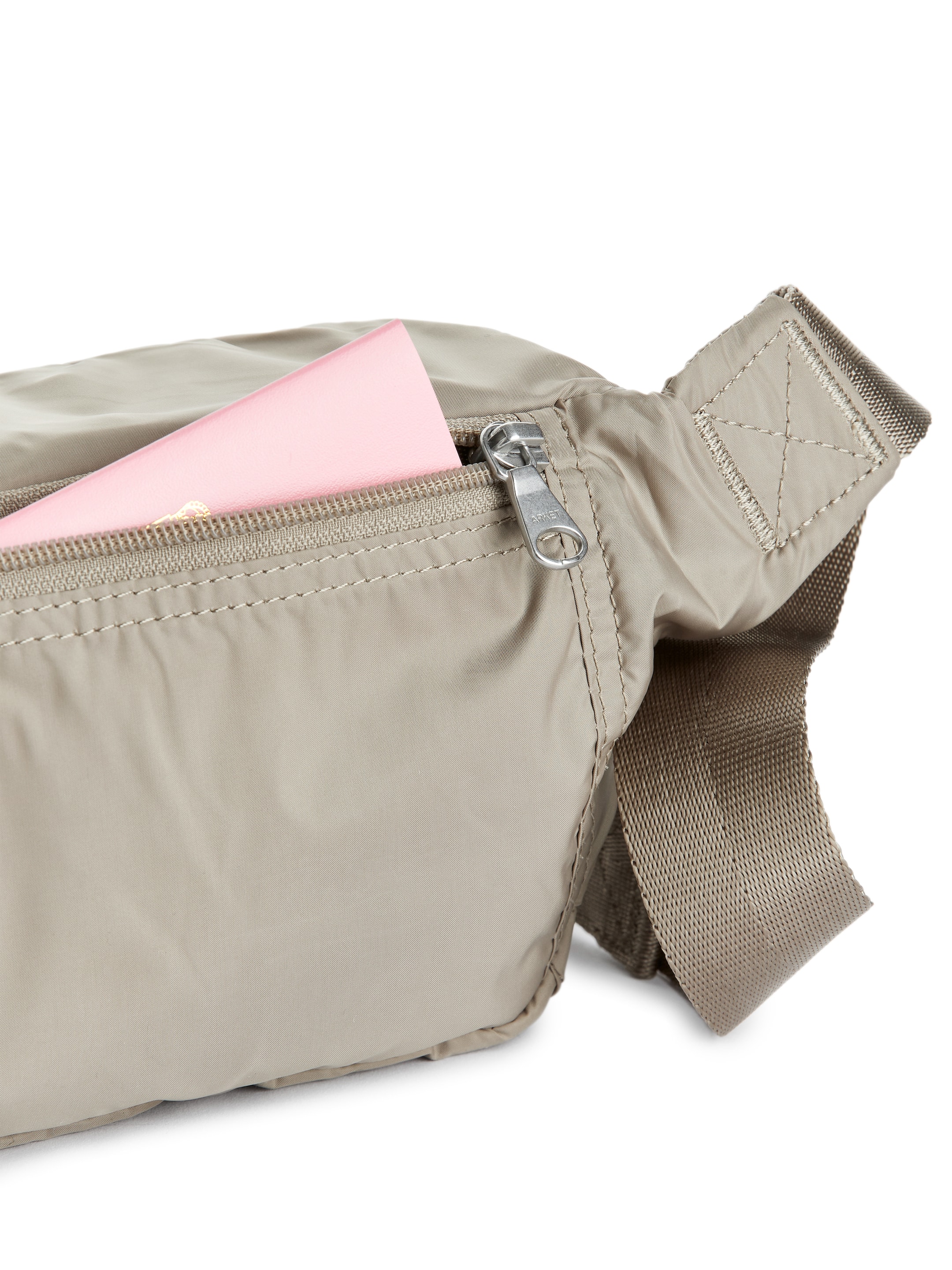 Inpackningsbar crossbody-väska - Mullvadsgrå - Travel - StillMedia/DescriptiveDetail - 5