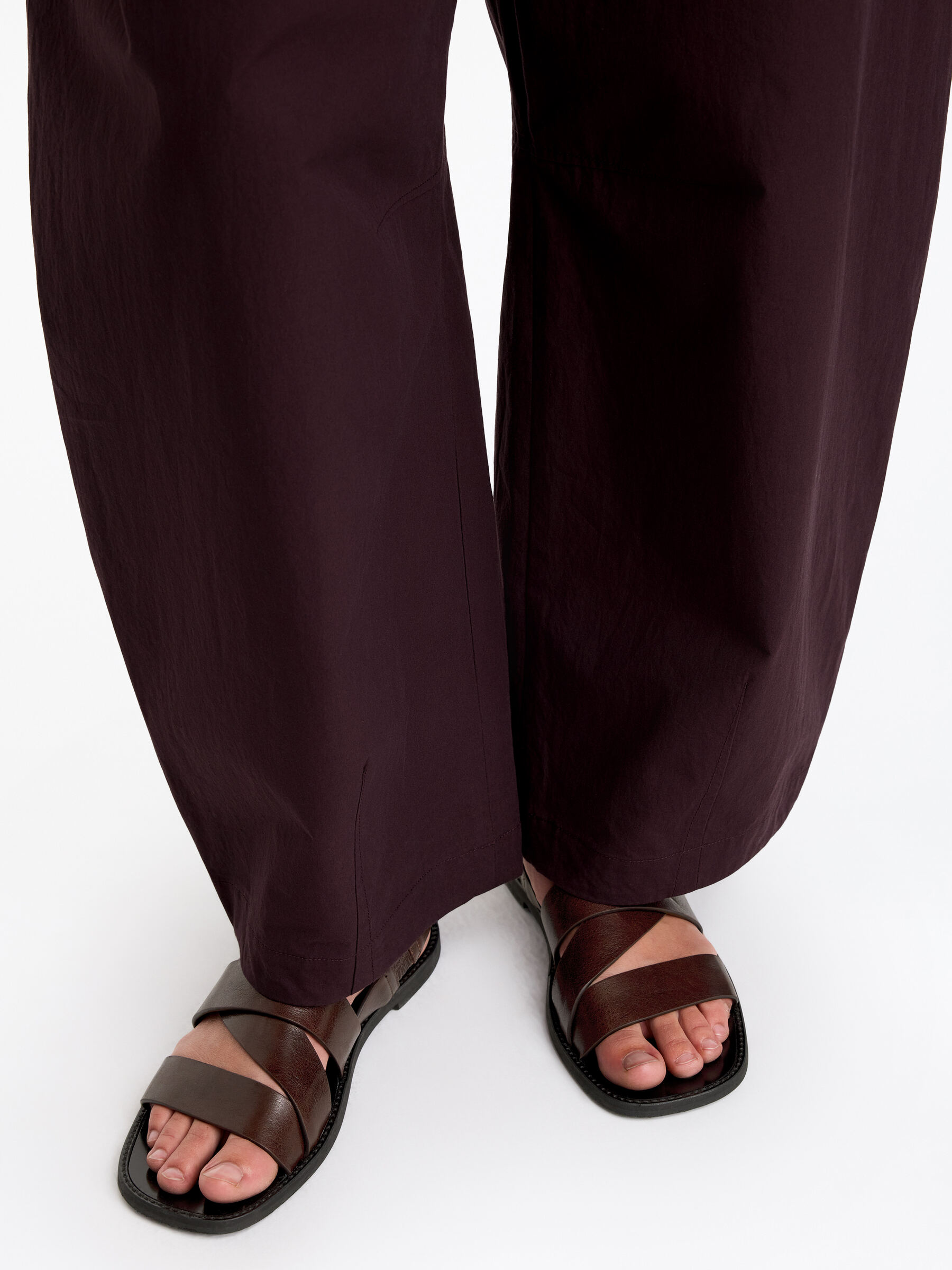 Sandalias de tiras de piel - Marrón oscuro - Women - StillMedia/Lookbook - 8