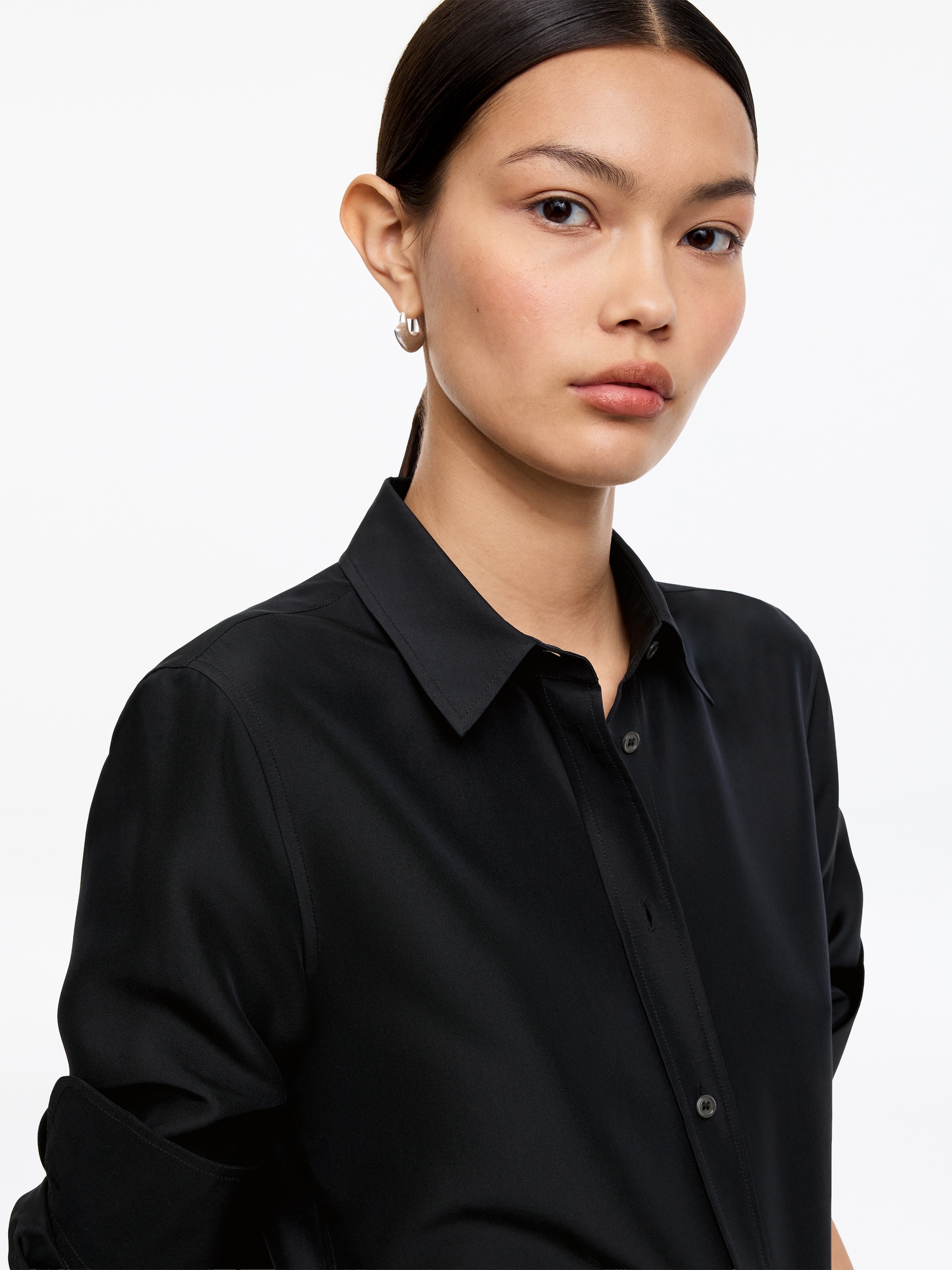 Silk Shirt - Black - Slim fit - Women - StillMedia/Lookbook - 10