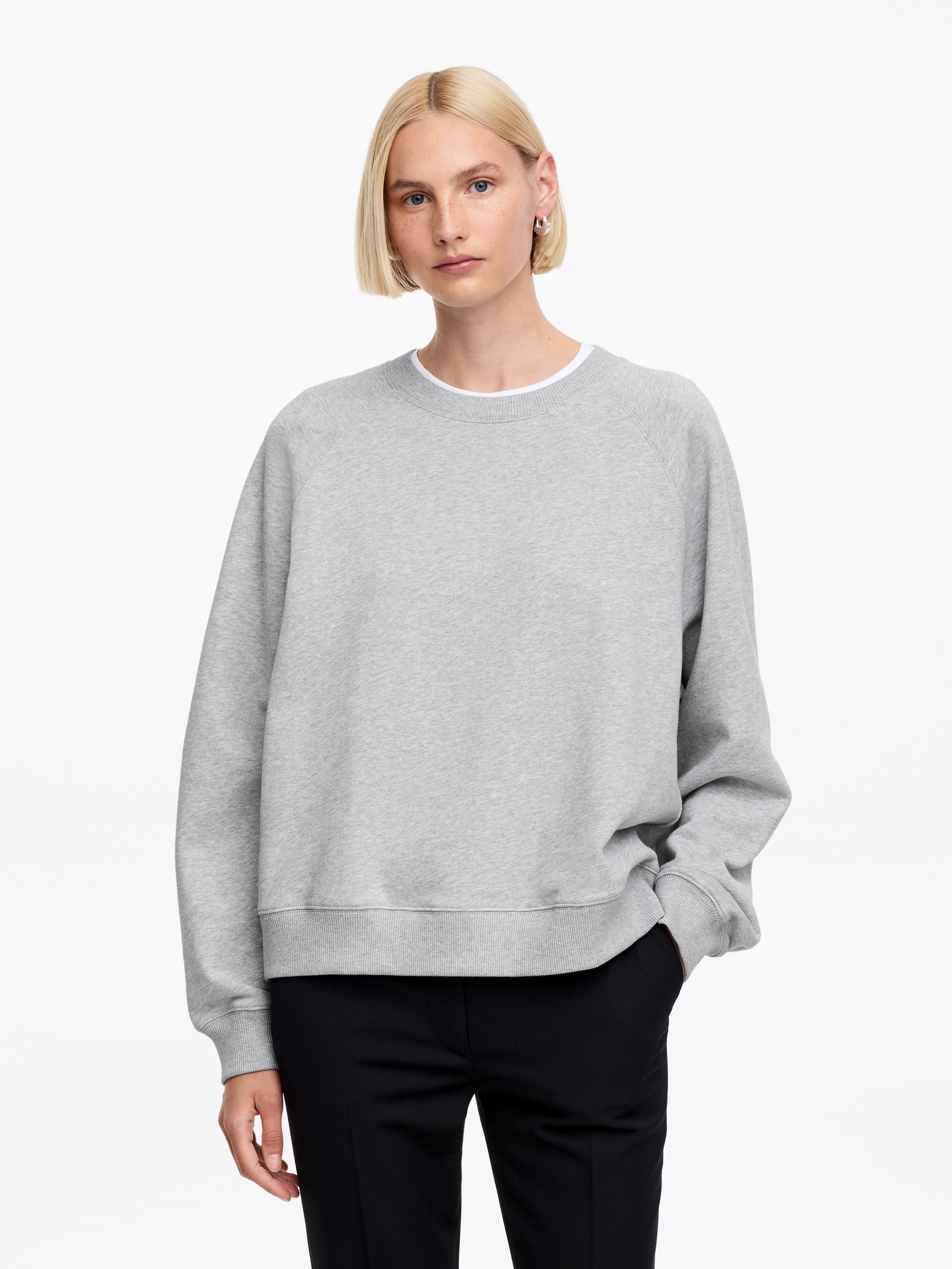 Terry Sweatshirt - Grey Melange - Regular fit - Women - StillMedia/Lookbook - 12