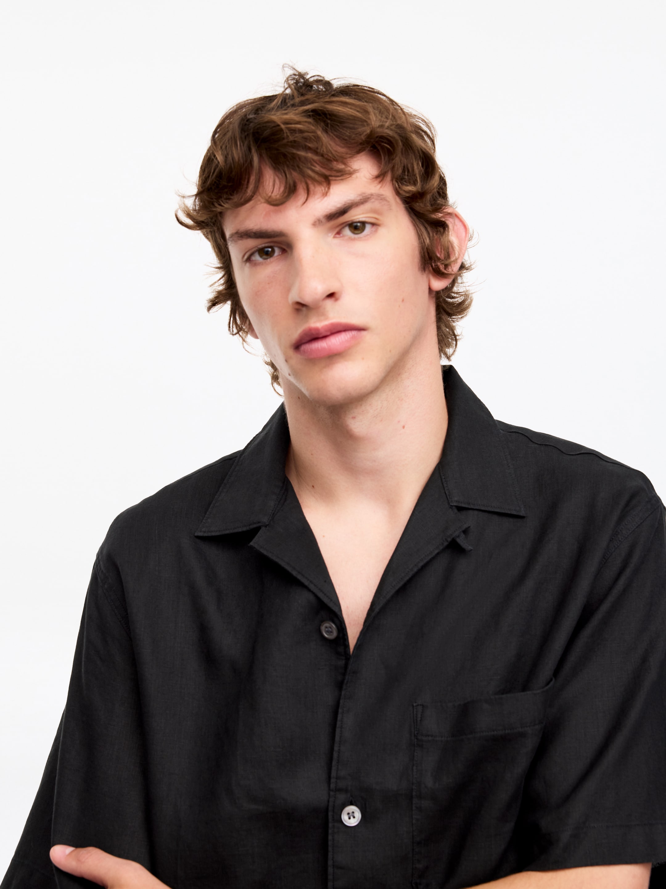 Resortskjorta i linne - Svart - Relaxed fit - Men - StillMedia/Lookbook - 5