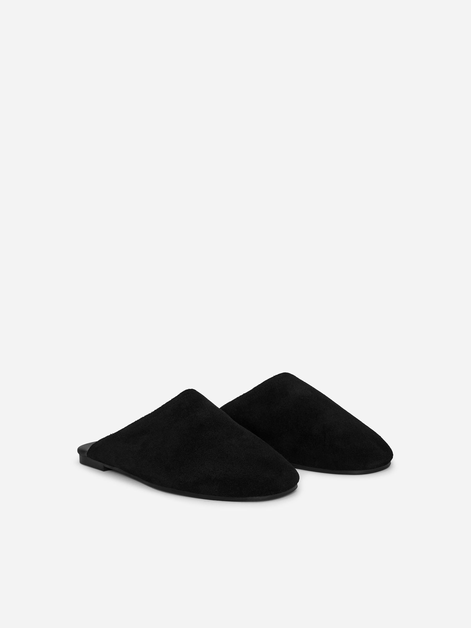 Suede Travel Slippers - Black - Women - StillMedia/DescriptiveStillLife - 4