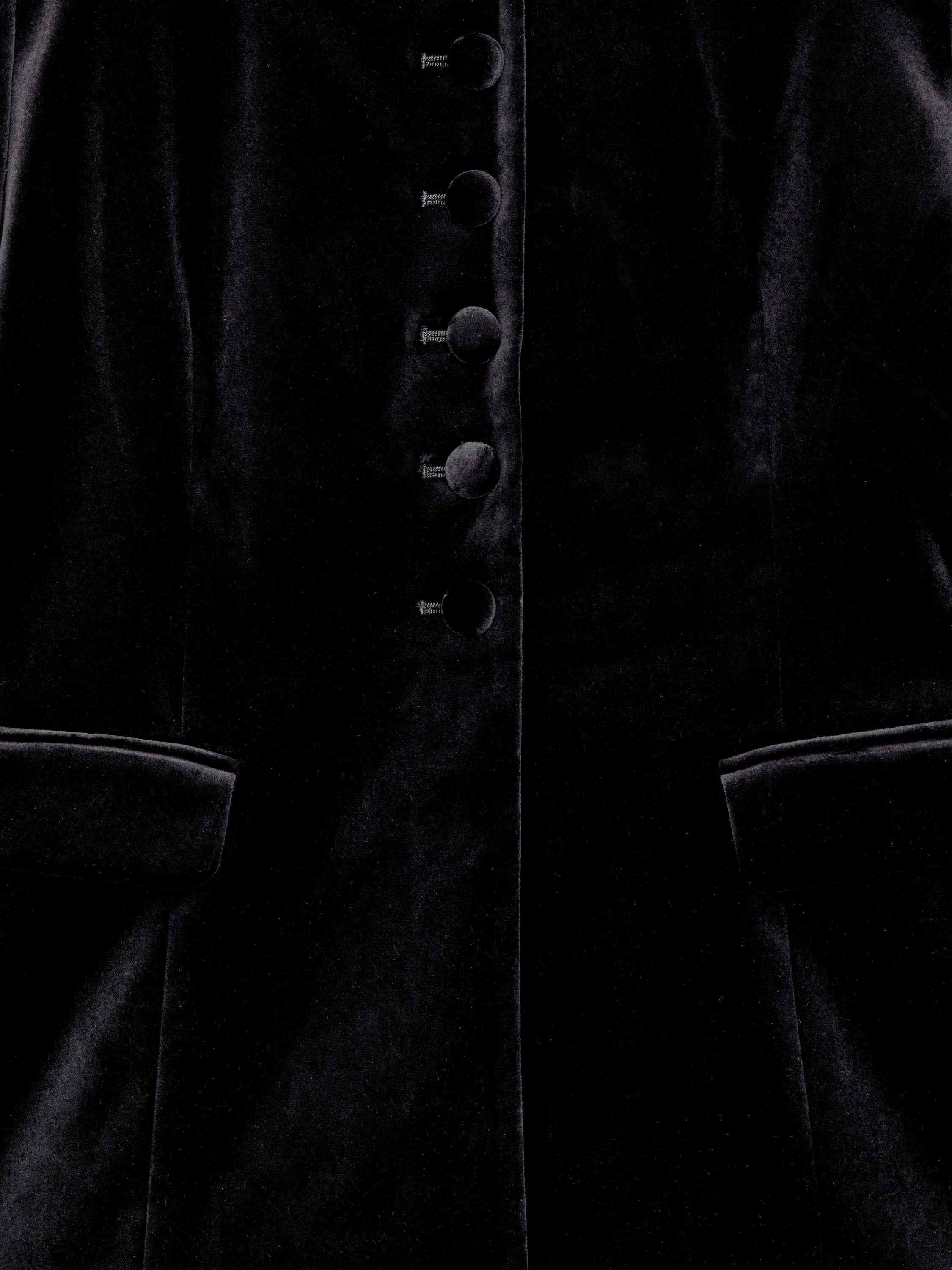 Velvet Blazer - Black - Slim fit - Women - StillMedia/DescriptiveDetail - 2