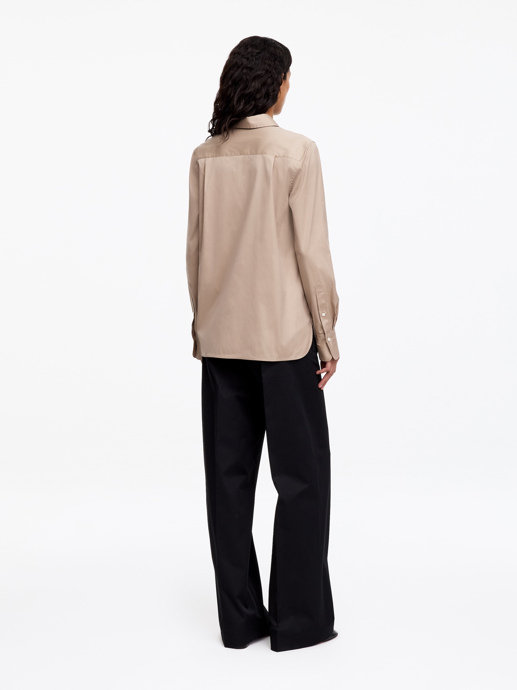Slim Stretch Cotton Shirt - Beige - Slim fit - women - StillMedia/Lookbook - 5