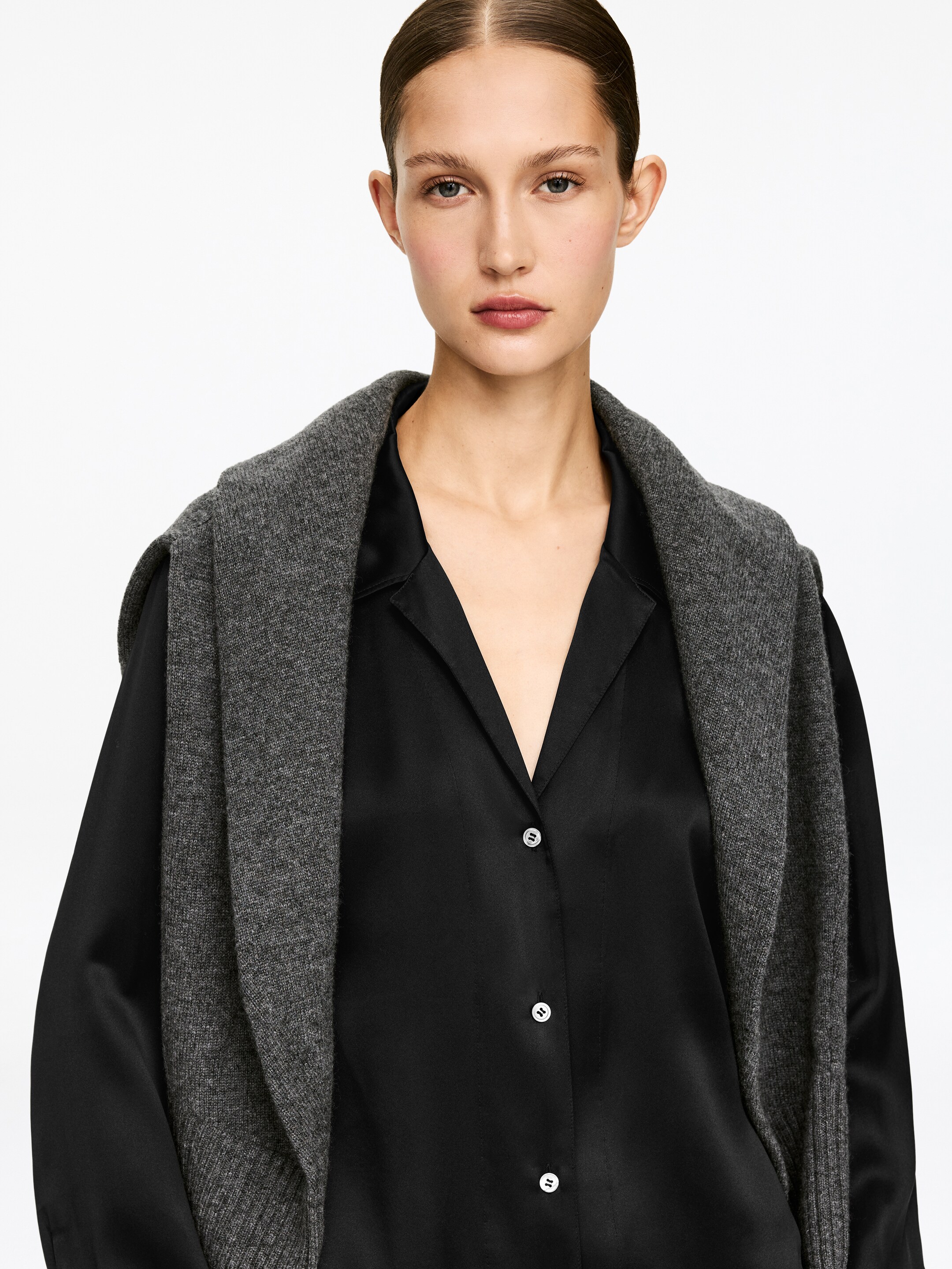 Ingrandisci l'immagine: Relaxed Silk Shirt - Black - DONNA | H&M CH 2
