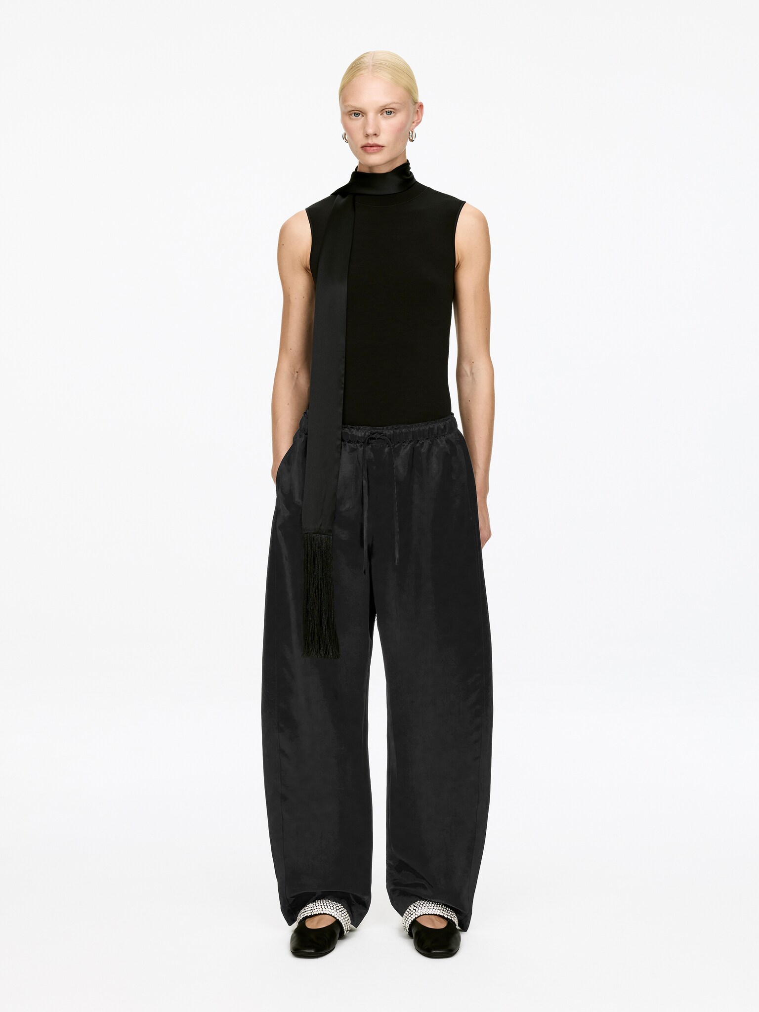 Pantalon en satin avec cordon de serrage - Noir - 1