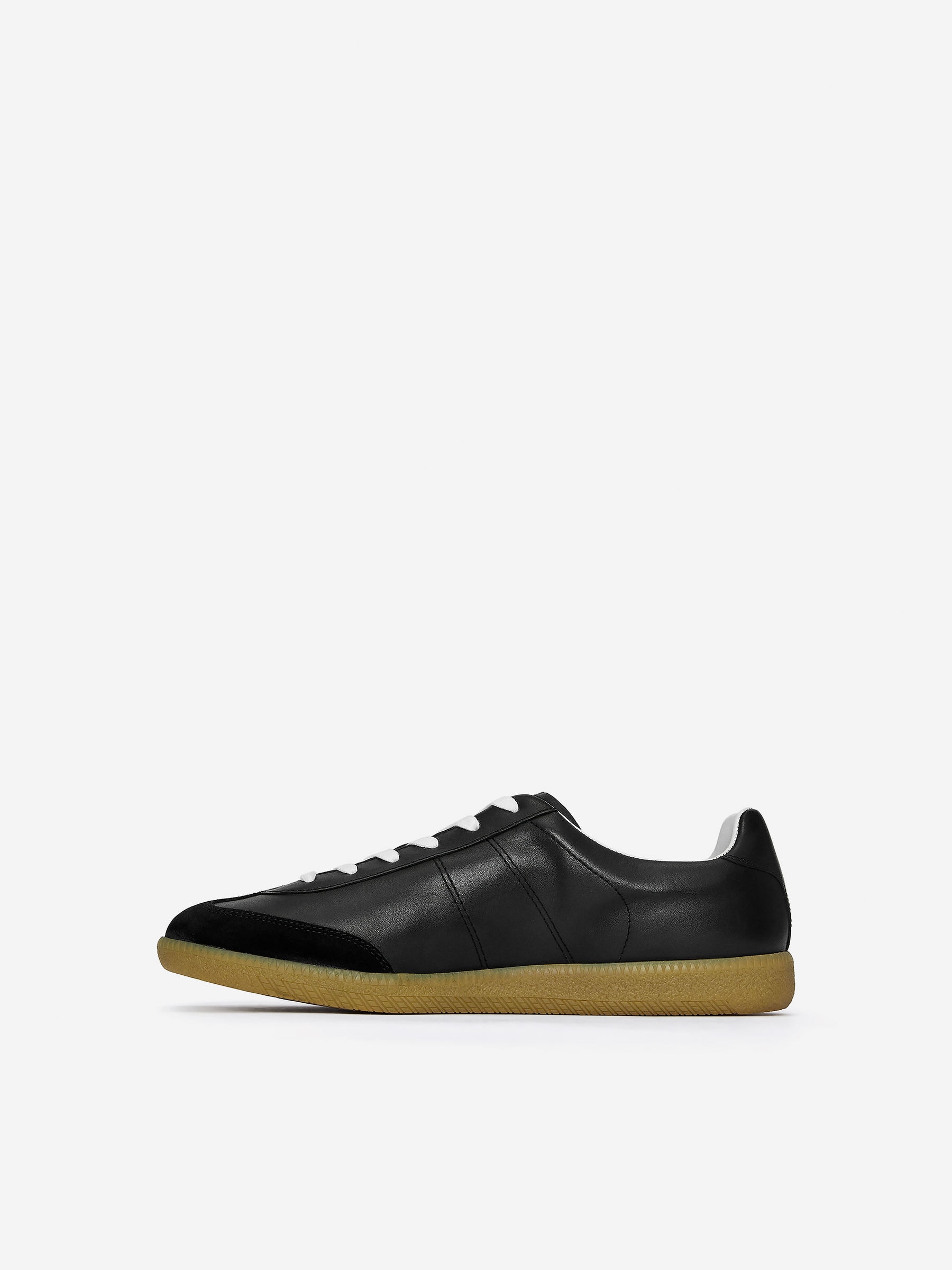 Leather Trainers - Black - Men - StillMedia/DescriptiveStillLife - 1