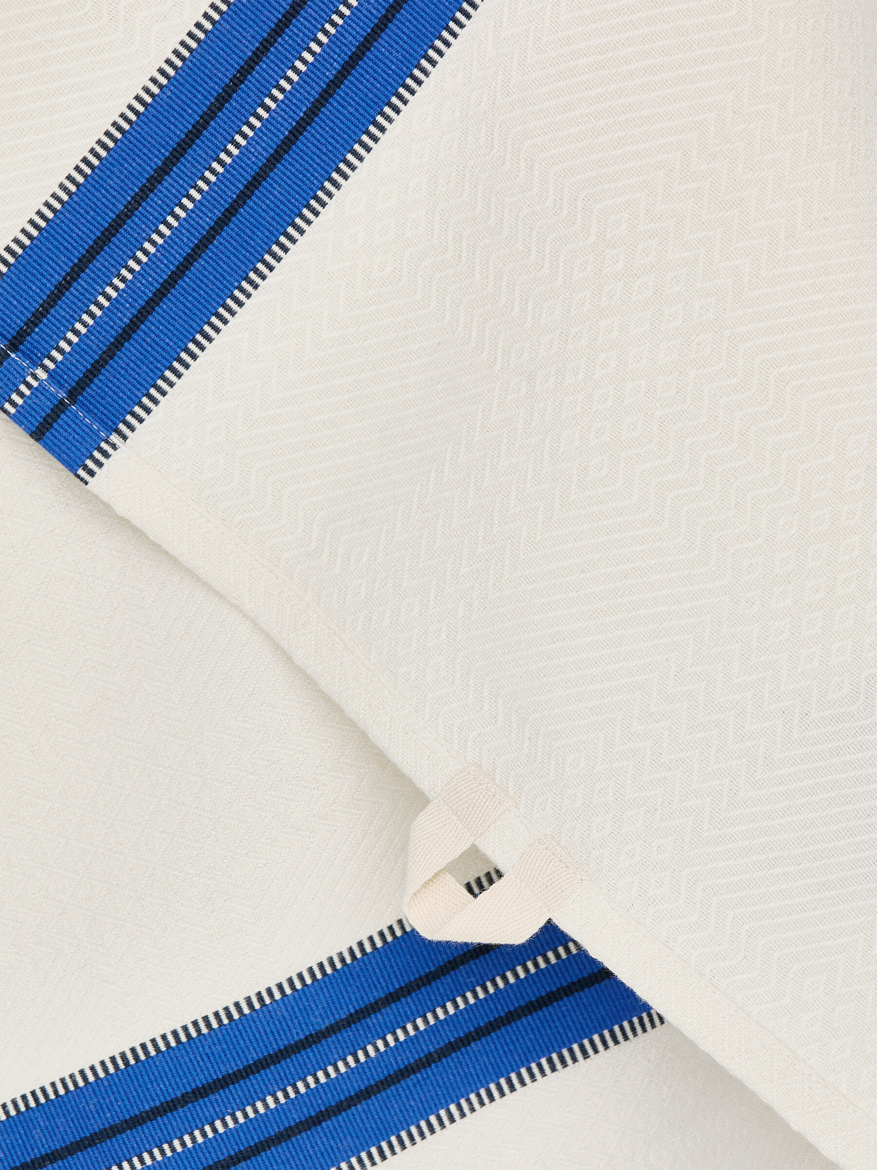 Cotton Tea Towel - Off White/Bright Blue - Homeware - StillMedia/DescriptiveDetail - 1