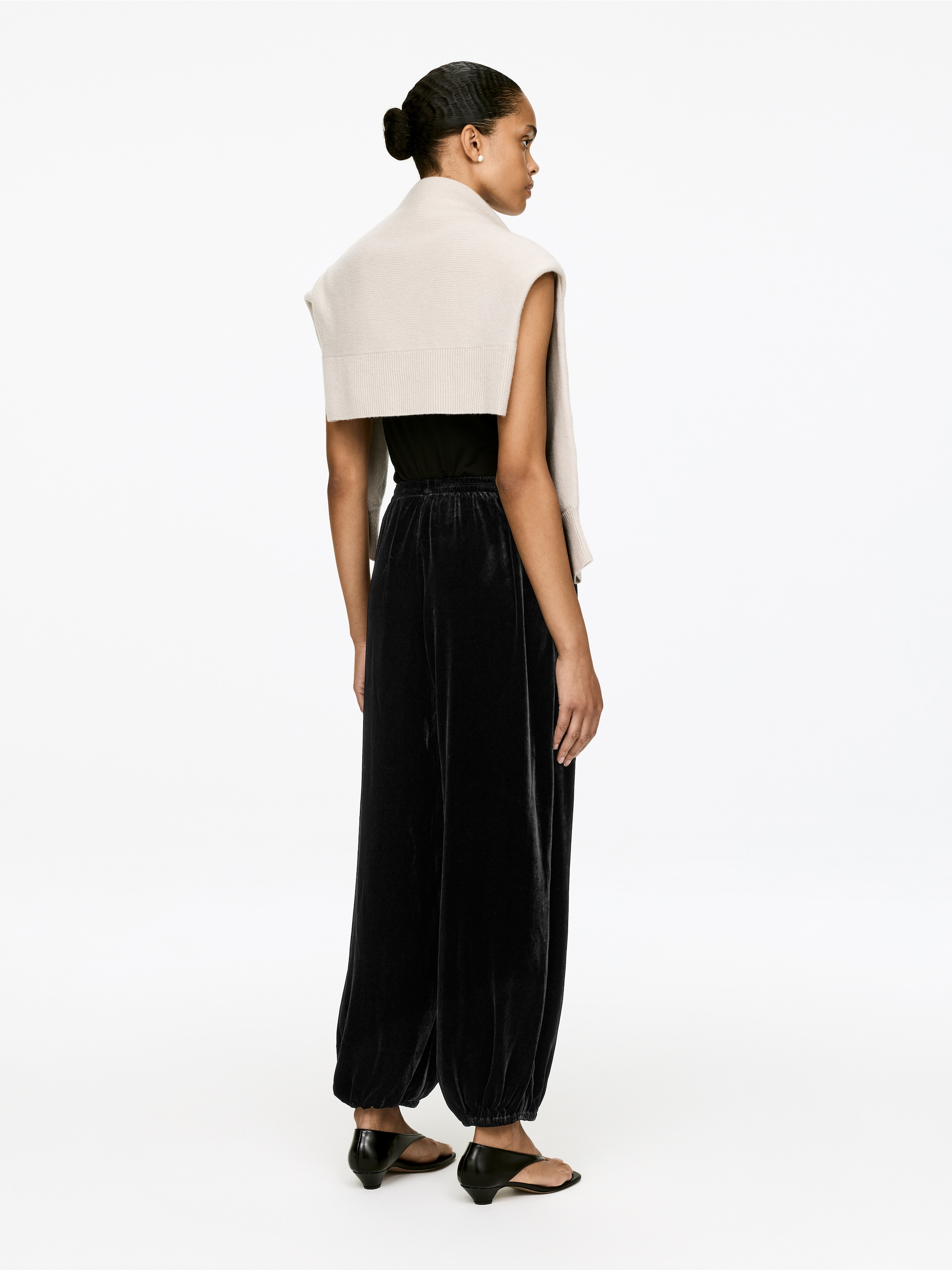 Größeres Bild ansehen: Fließende Samthose - Schwarz - Ladies | H&M DE 3