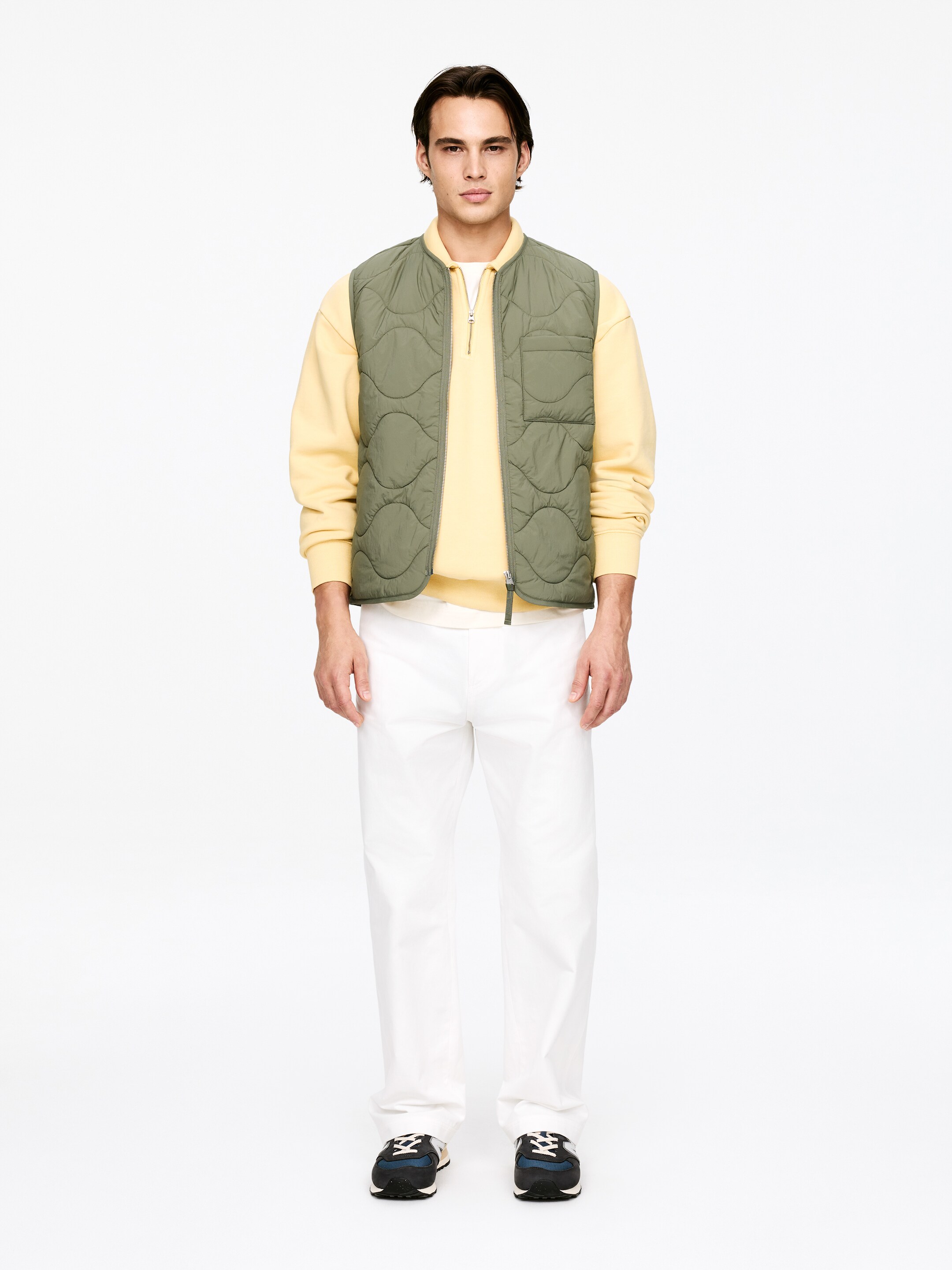 Größeres Bild ansehen: Gesteppte 2-in-1-Liner-Weste - Grün - Men | H&M DE 1