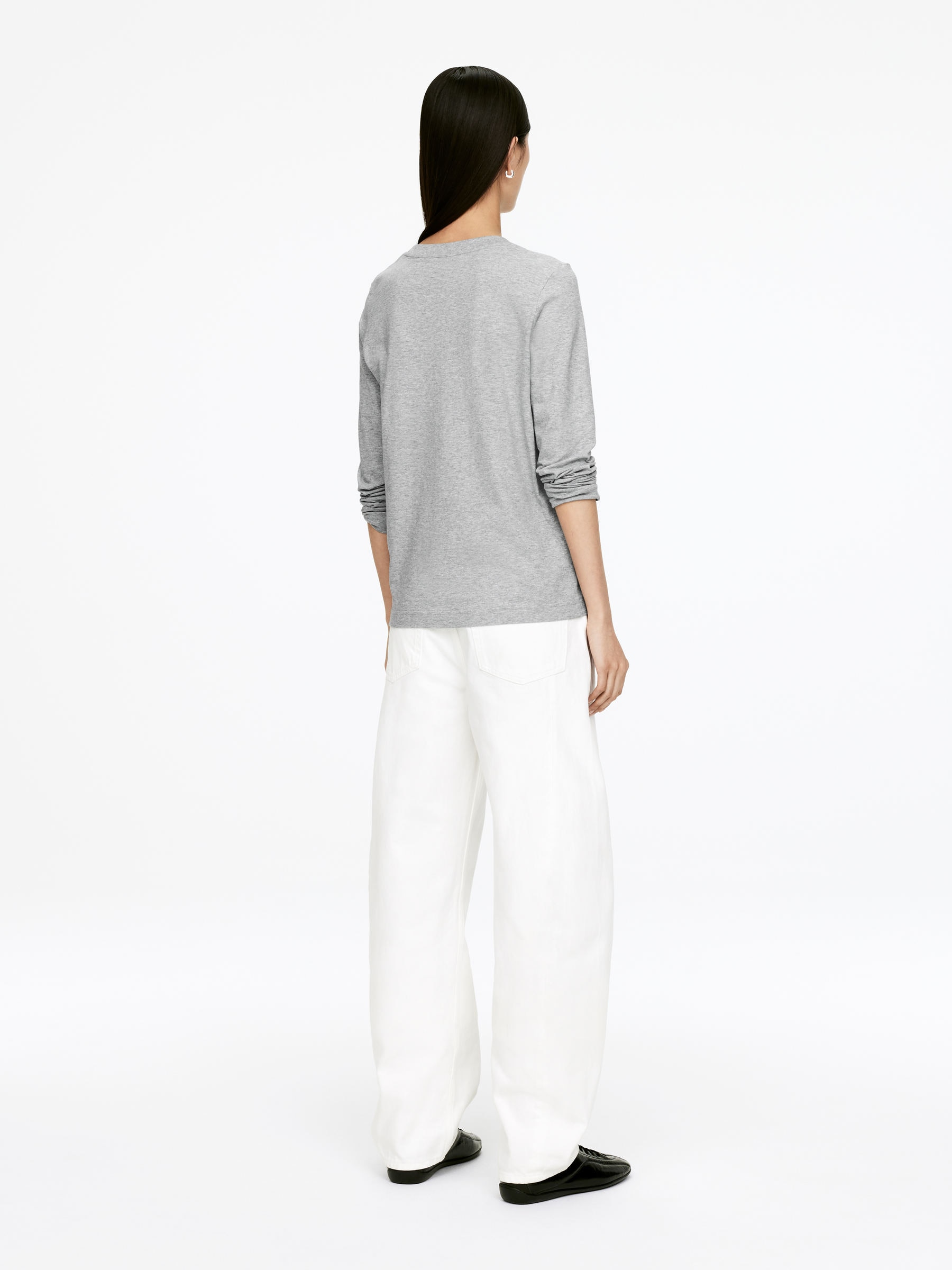 IRIS Signature Long-Sleeve T-Shirt - Grey - Regular fit - Women - StillMedia/Lookbook - 7