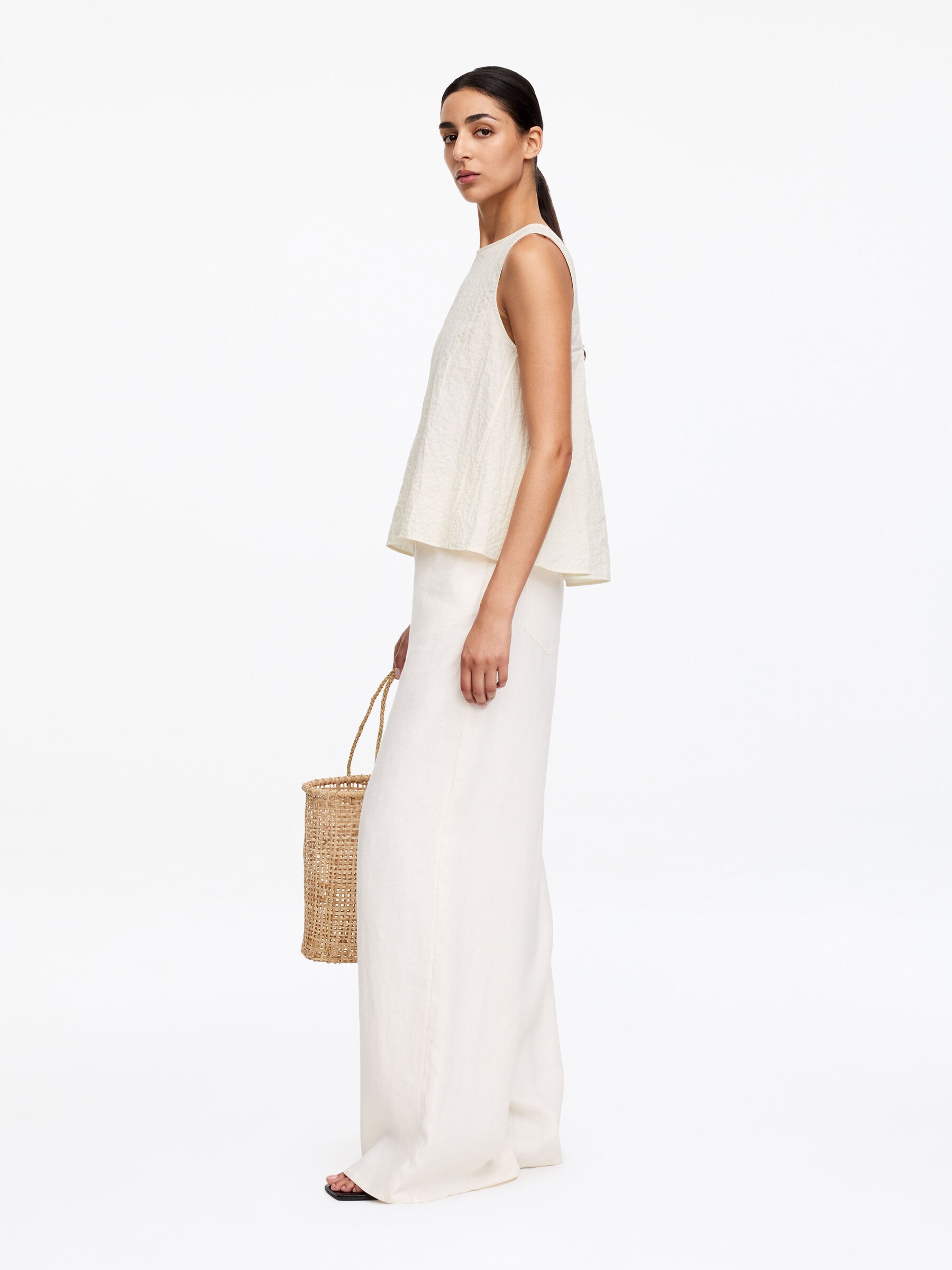 Topp i bäckebölja - Vit - Regular fit - Women - StillMedia/Lookbook - 5