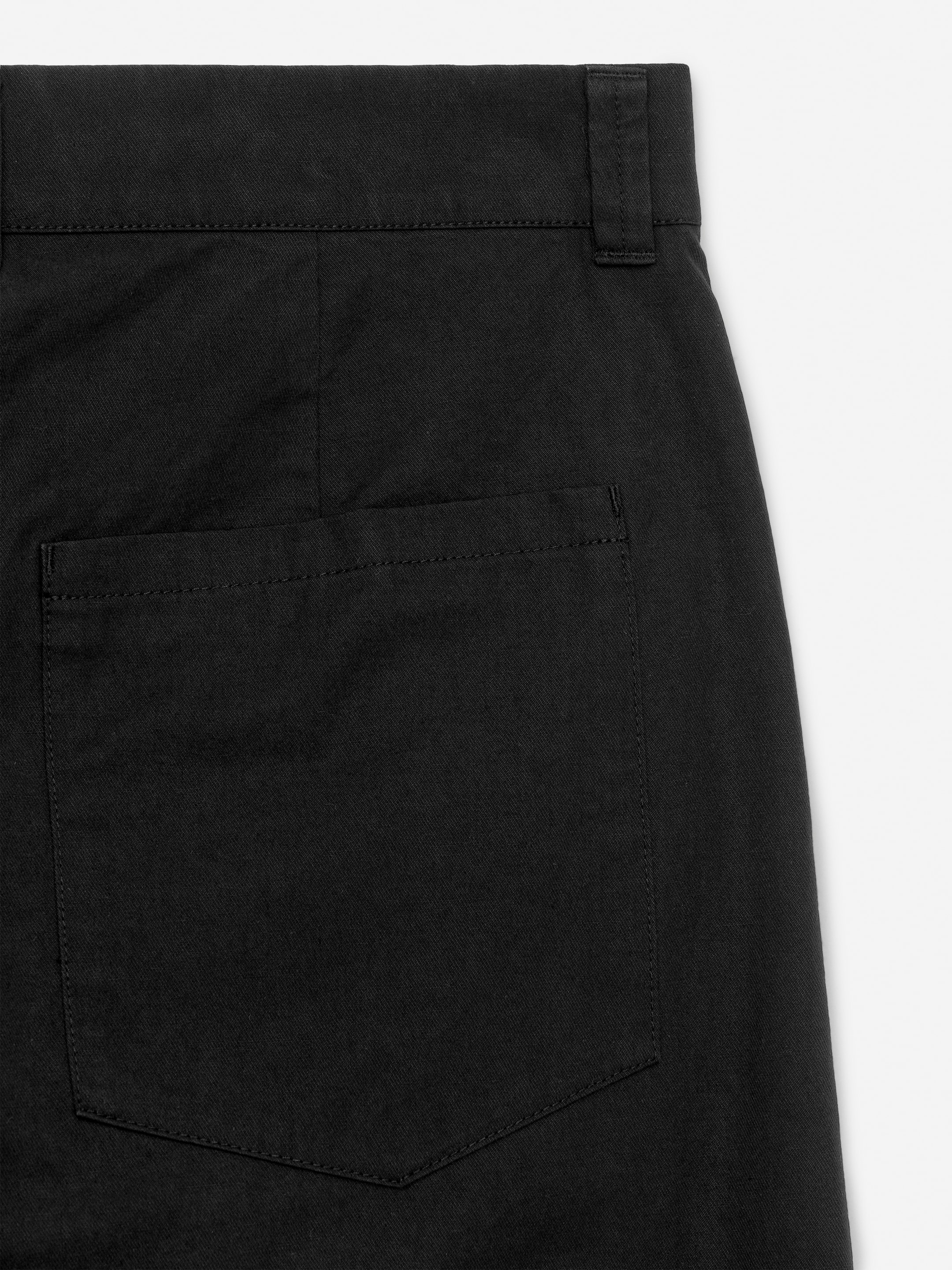 Cropped Chino Trousers - Black - Relaxed fit - Women - StillMedia/DescriptiveDetail - 2